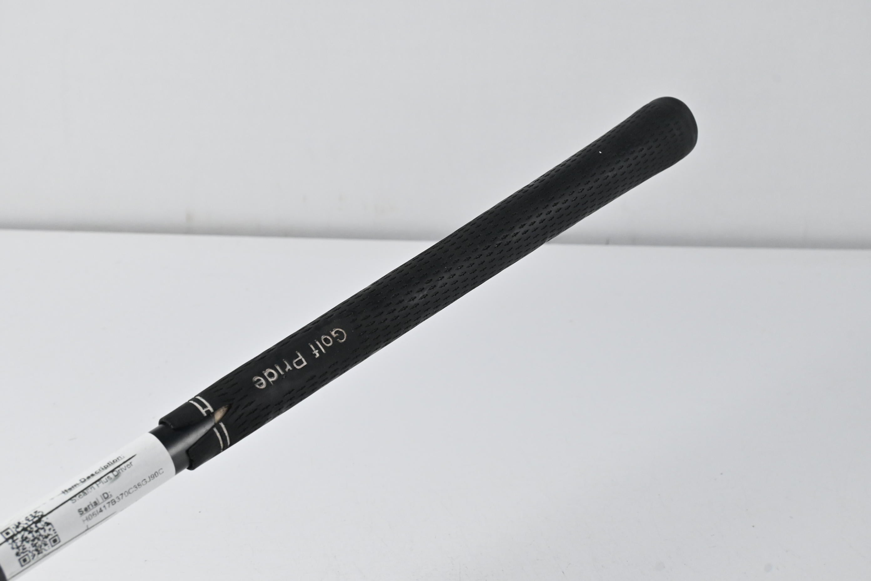 Left Hand Taylormade Stealth Plus Driver / 9 Degree / X-Flex HZRDUS Smoke 70