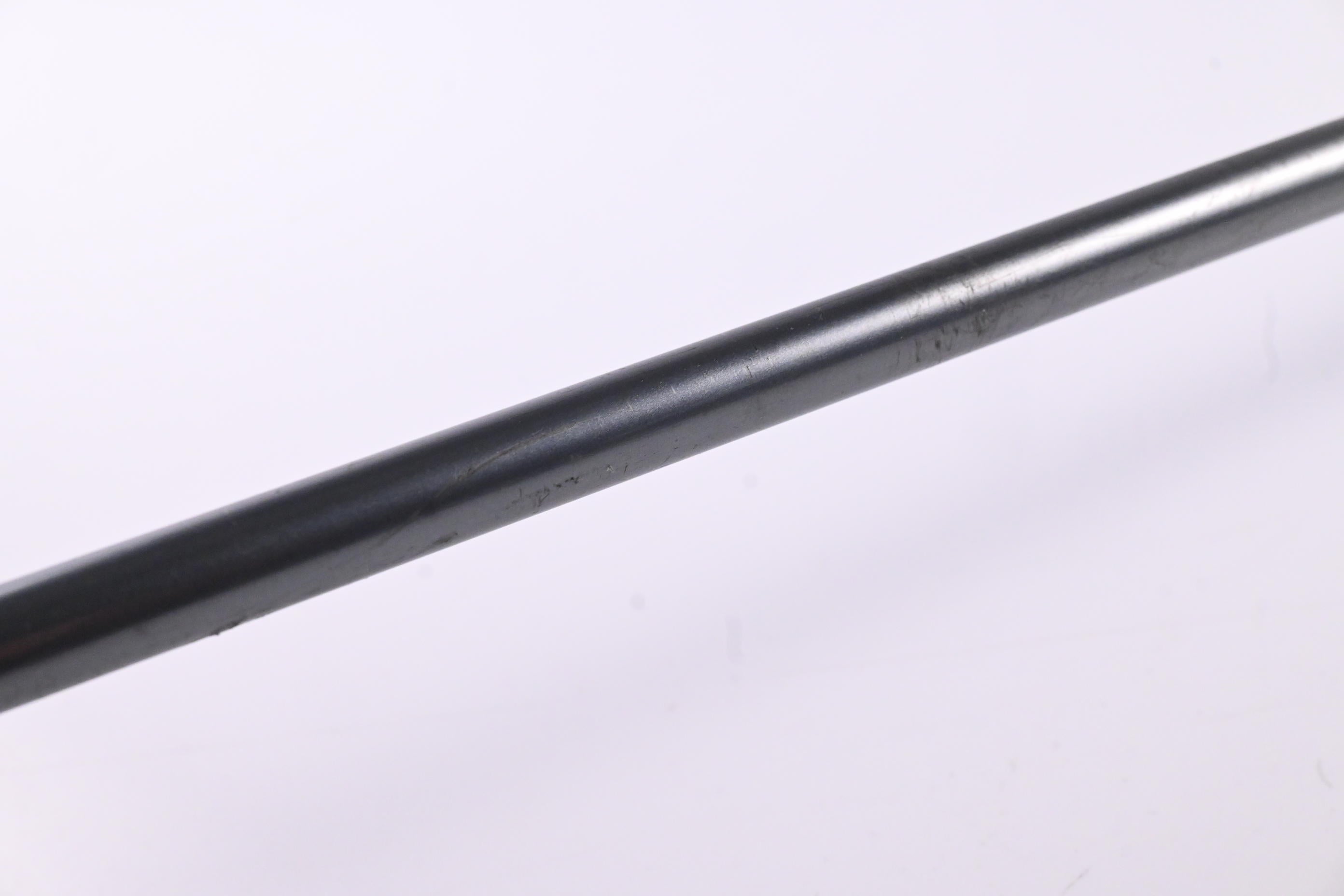 Titleist 907 D2 Driver / 10.5 Degree / Regular Flex Diamana 65 Shaft