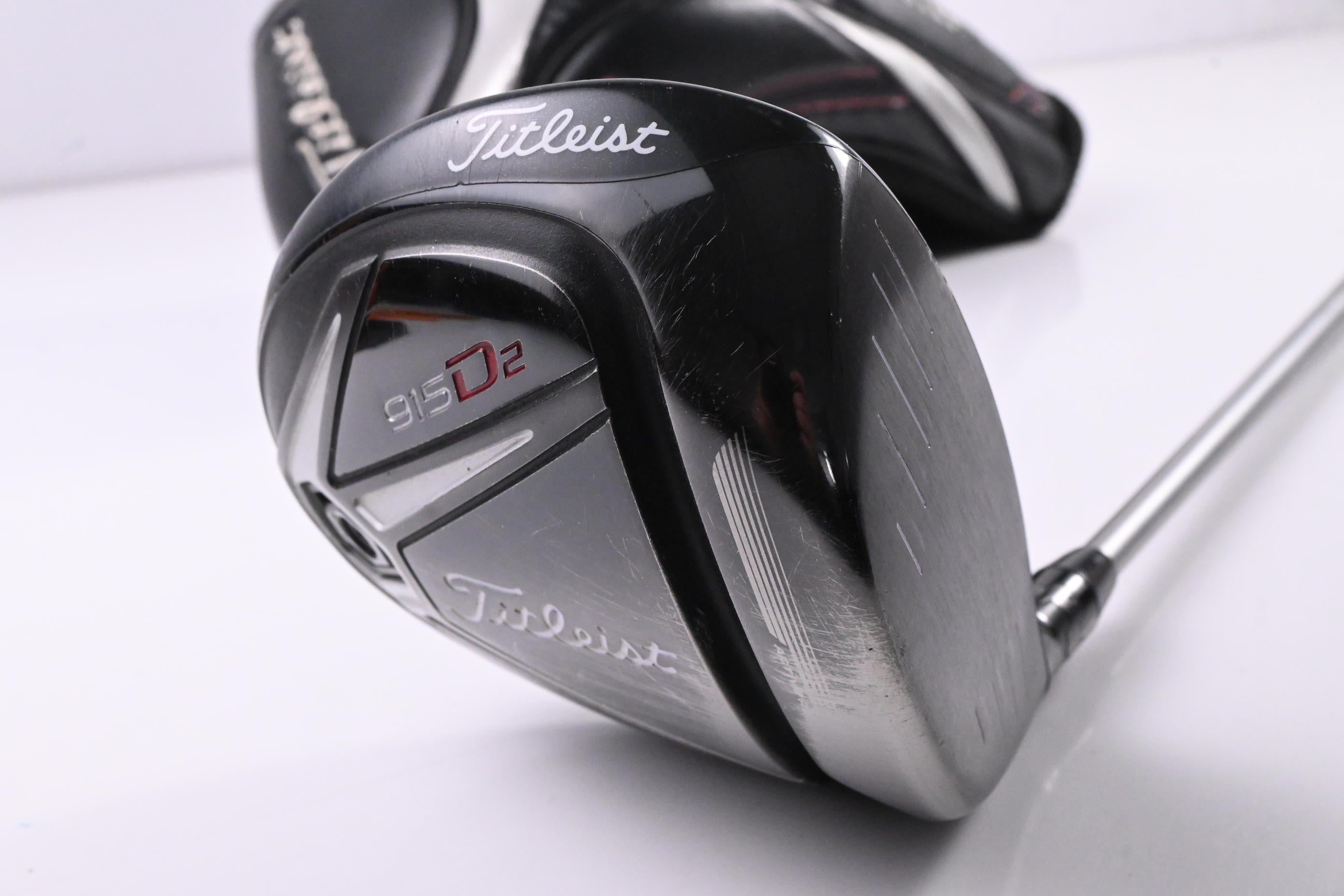 Titleist 915 D2 Driver / 9.5 Degree / Stiff Flex Diamana Blue S+ 60 Shaft