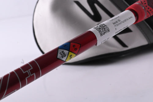 Titleist TSR3 Driver / 9 Degree / Stiff Flex HZRDUS Smoke RDX Red 60 Shaft