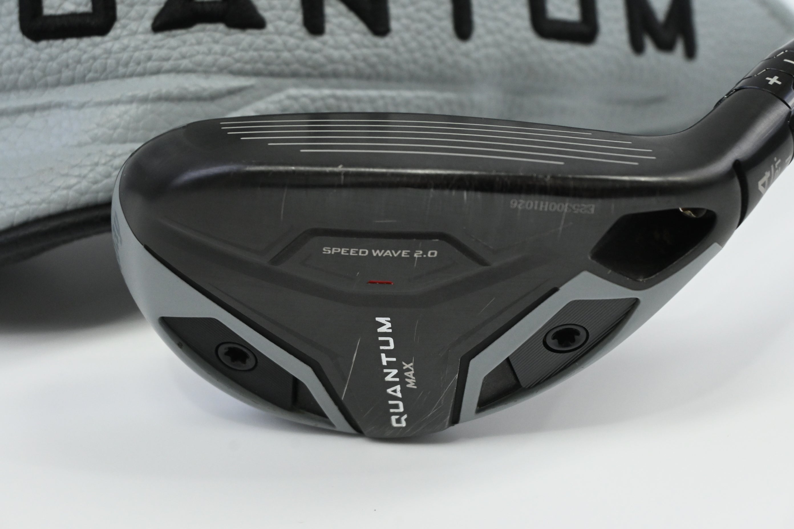 Callaway Quantum Max #4 Hybrid / 21 Degree / Stiff Flex Denali Frost Silver 70