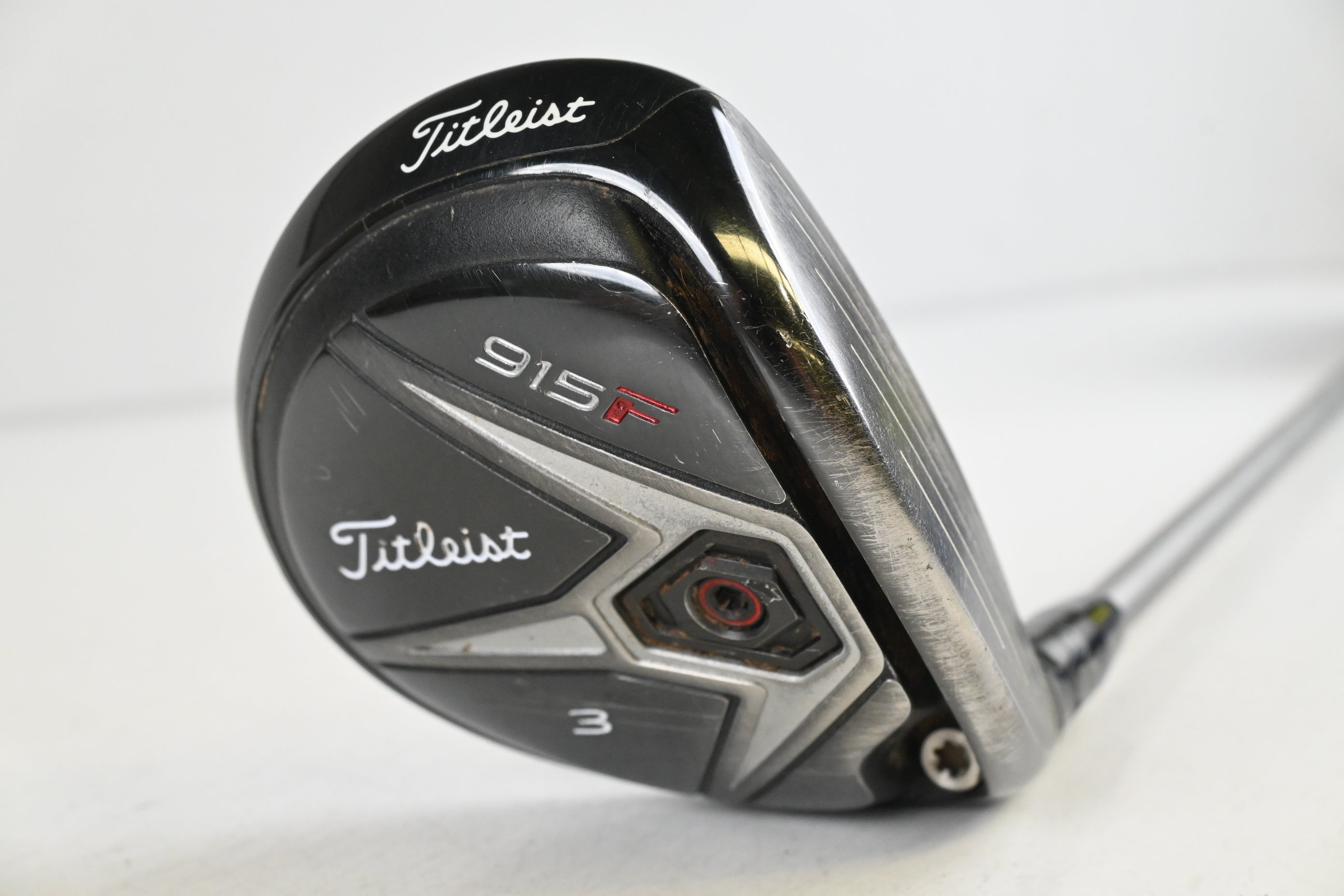Titleist 915 F #3 Wood / 16.5 Degree / Regular Flex Diamana M+60 Shaft