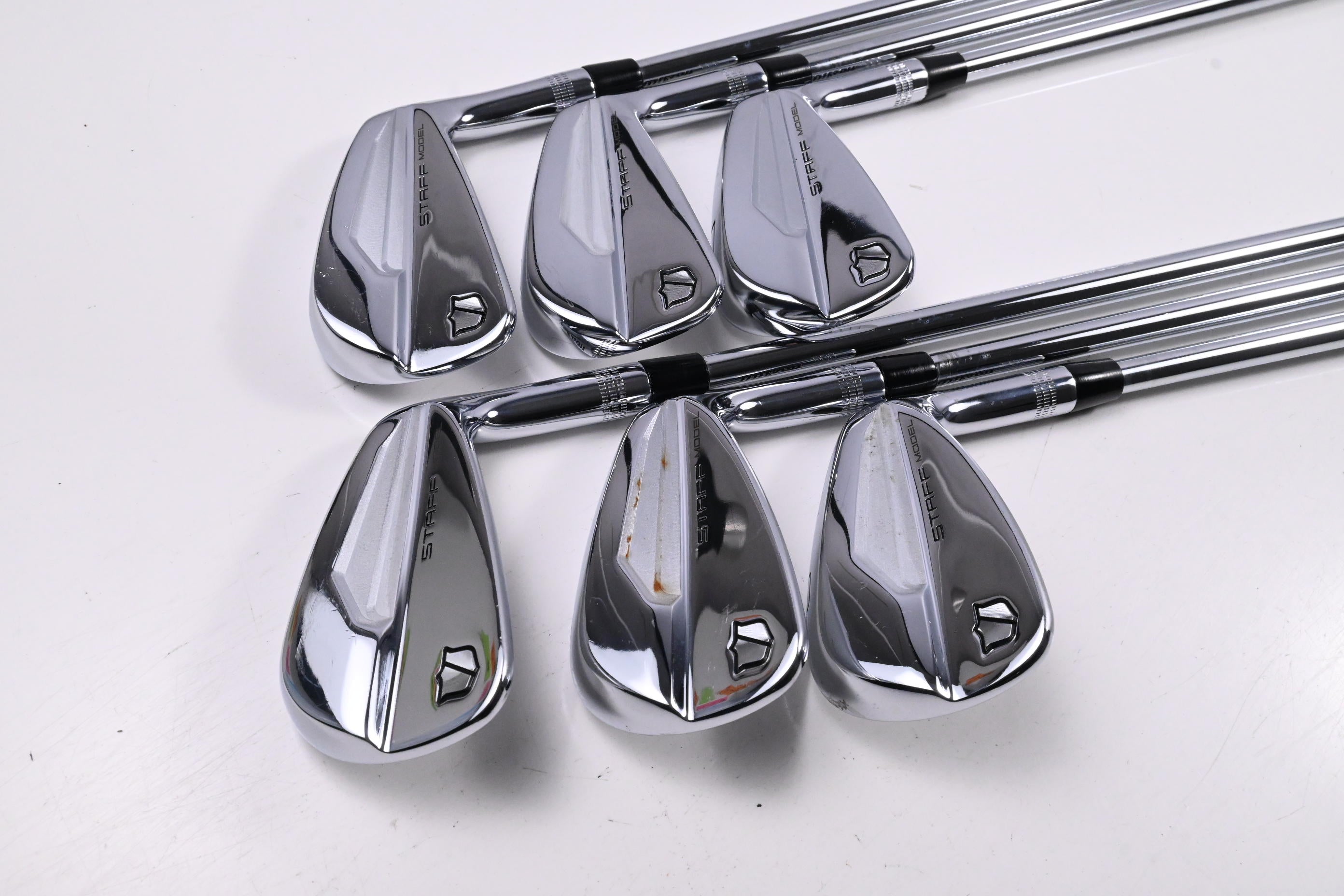 Wilson Staff Model Blade 2024 Irons / 5-PW / X-Flex N.S.PRO Modus3 Tour120