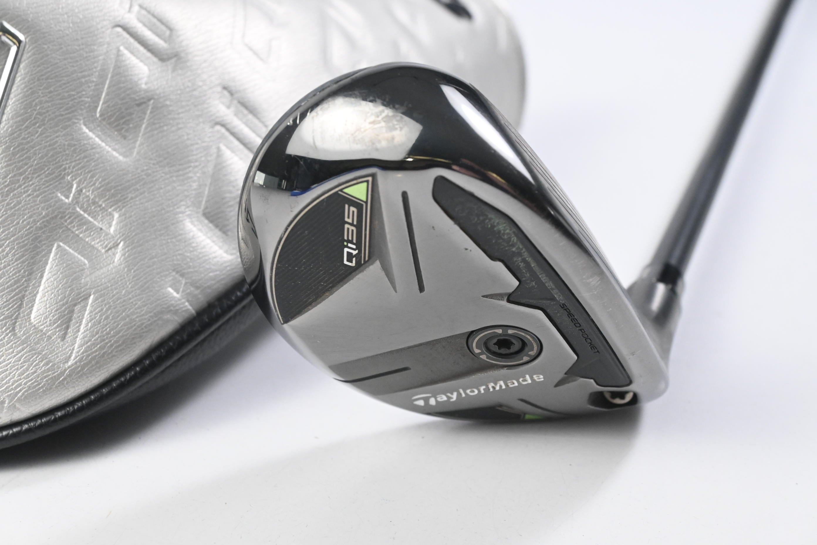 Taylormade Qi35 Max #4 Hybrid / 22 Degree / Stiff Flex Fujikura Ventus Blue 7