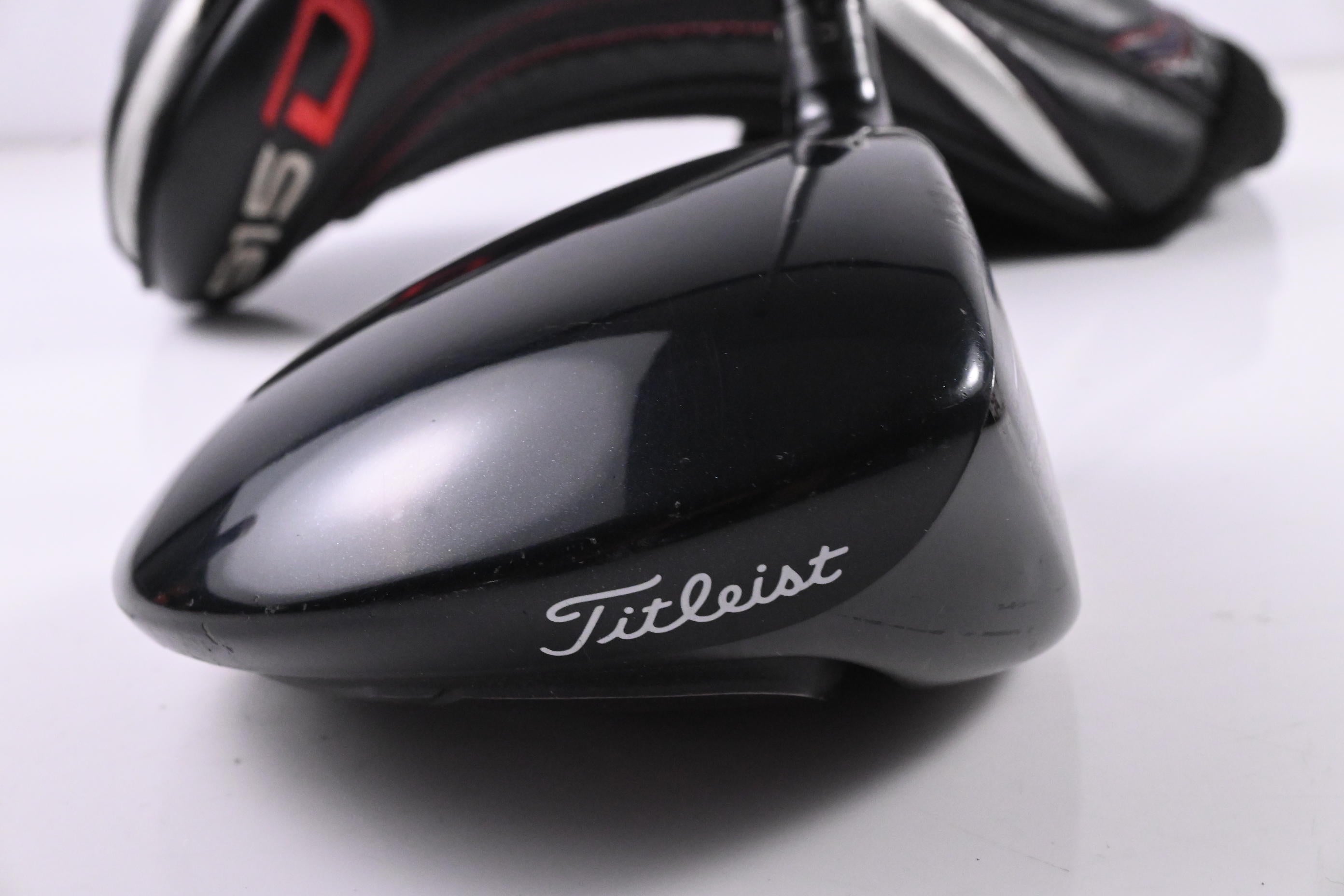 Titleist 915 D2 Driver / 9.5 Degree / Stiff Flex Diamana Blue S+ 60 Shaft