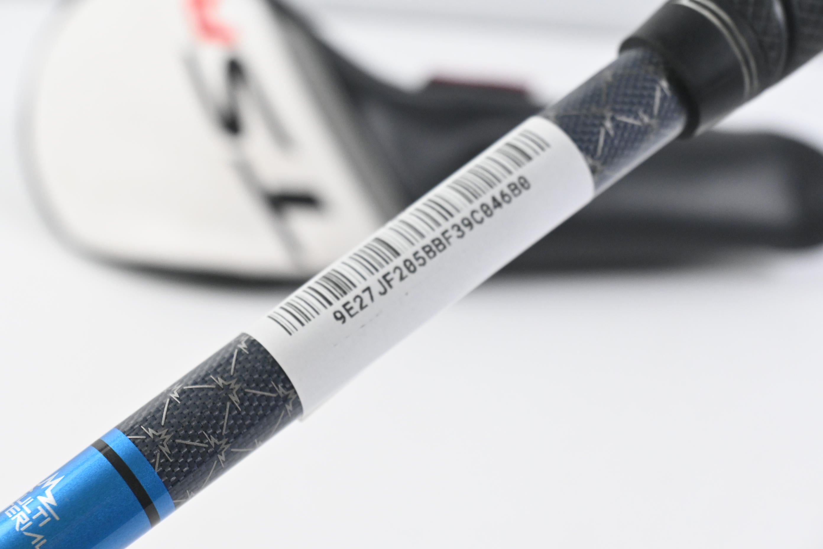 Titleist TSR2 #7 Wood / 21 Degree / Regular Flex Tensei AV Blue 65 Shaft