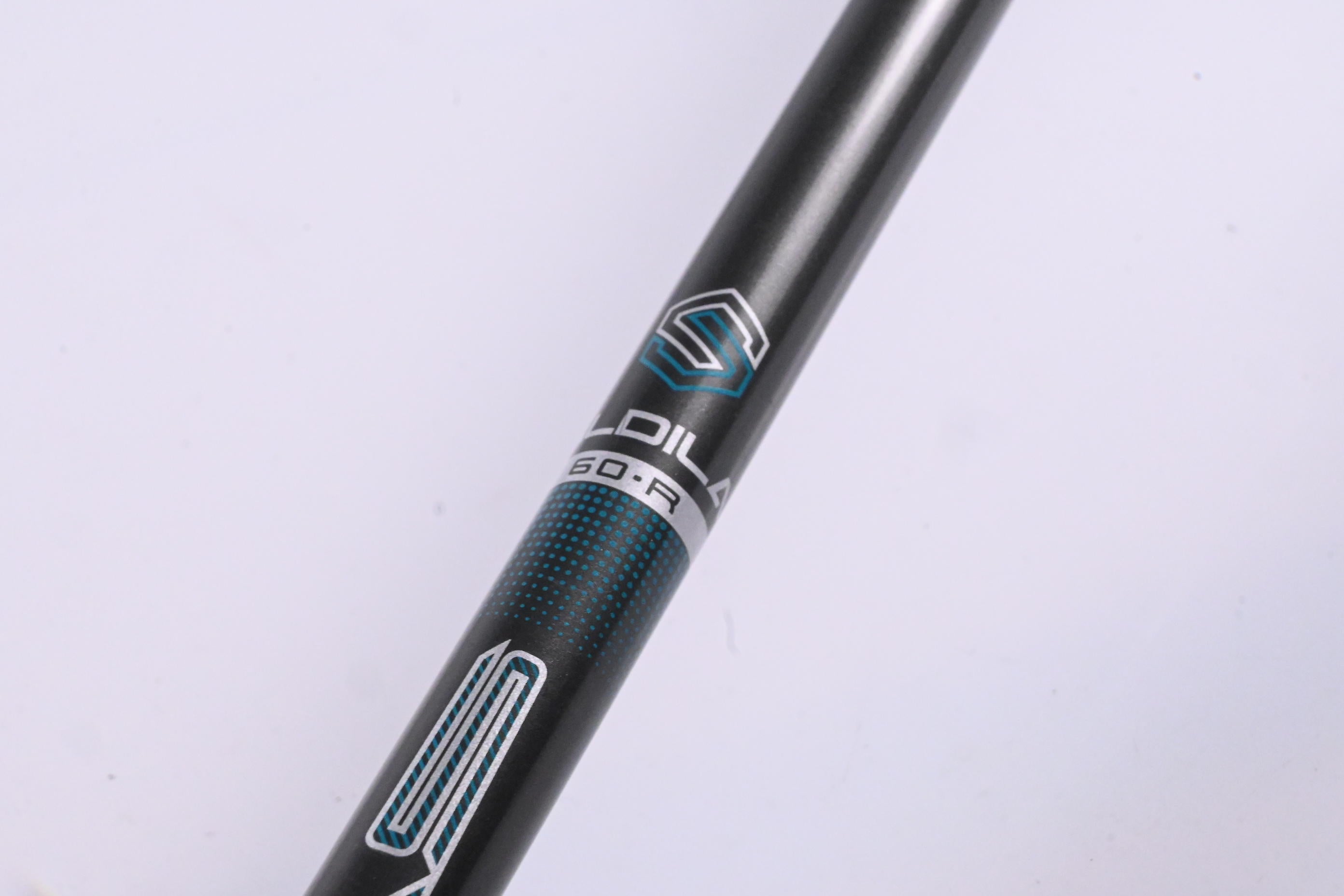 Callaway Rogue #3 Hybrid / 19 Degree / Regular Flex Aldila Synergy 60 Shaft
