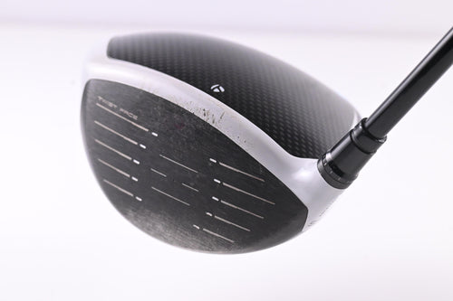 Taylormade SIM2 Max Driver / 10.5 Degree / Regular Flex Graphite Shaft