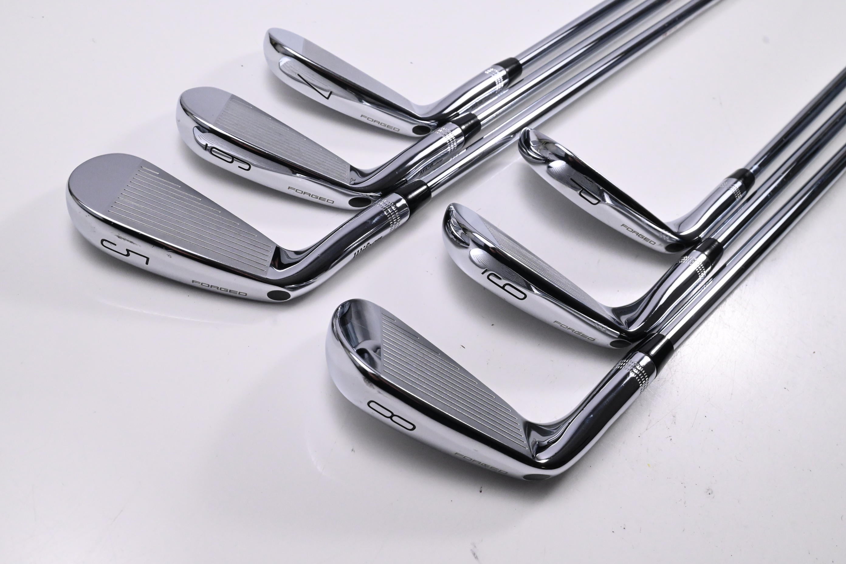 Wilson Staff Model Blade 2024 Irons / 5-PW / X-Flex N.S.PRO Modus3 Tour120