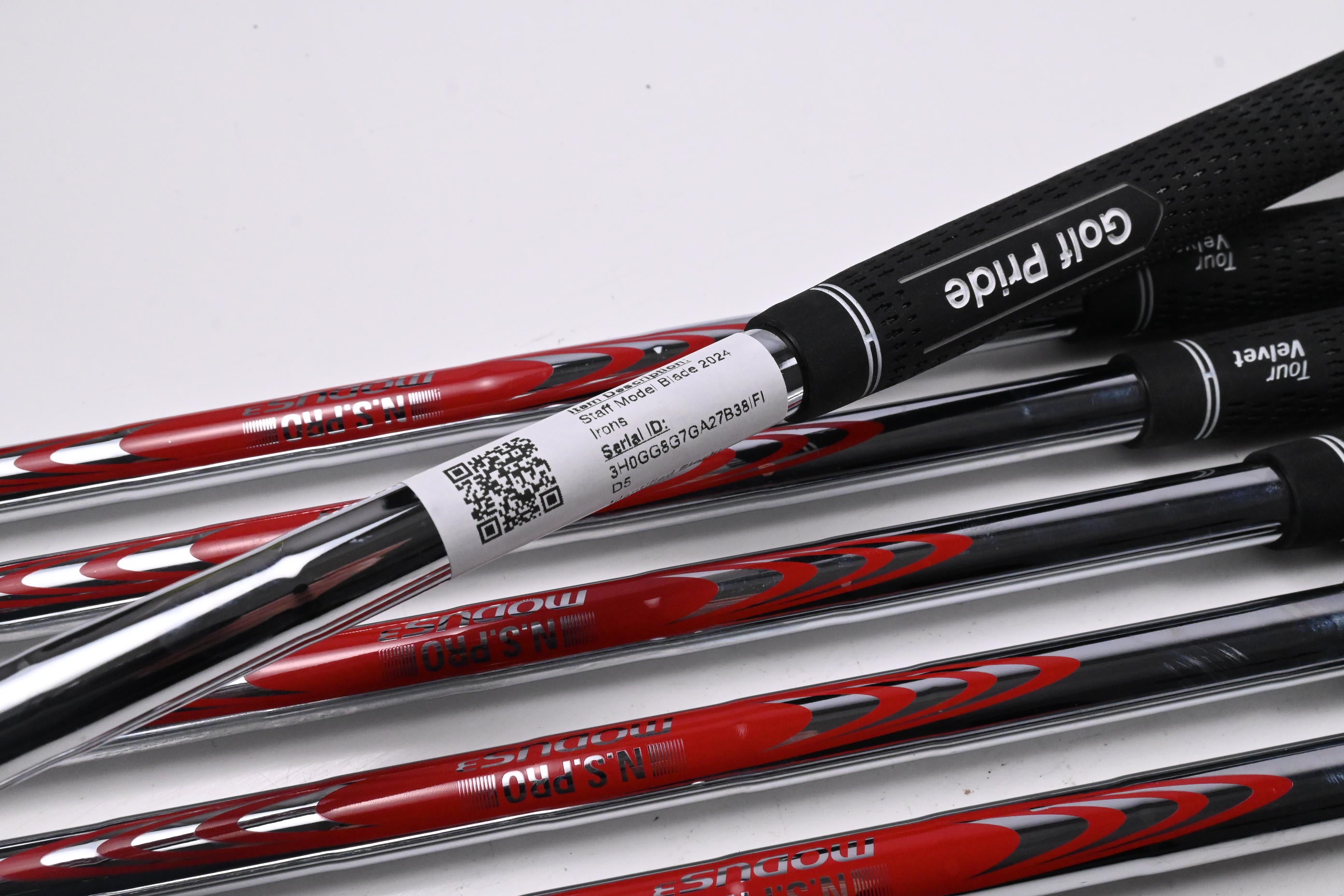 Wilson Staff Model Blade 2024 Irons / 5-PW / X-Flex N.S.PRO Modus3 Tour120