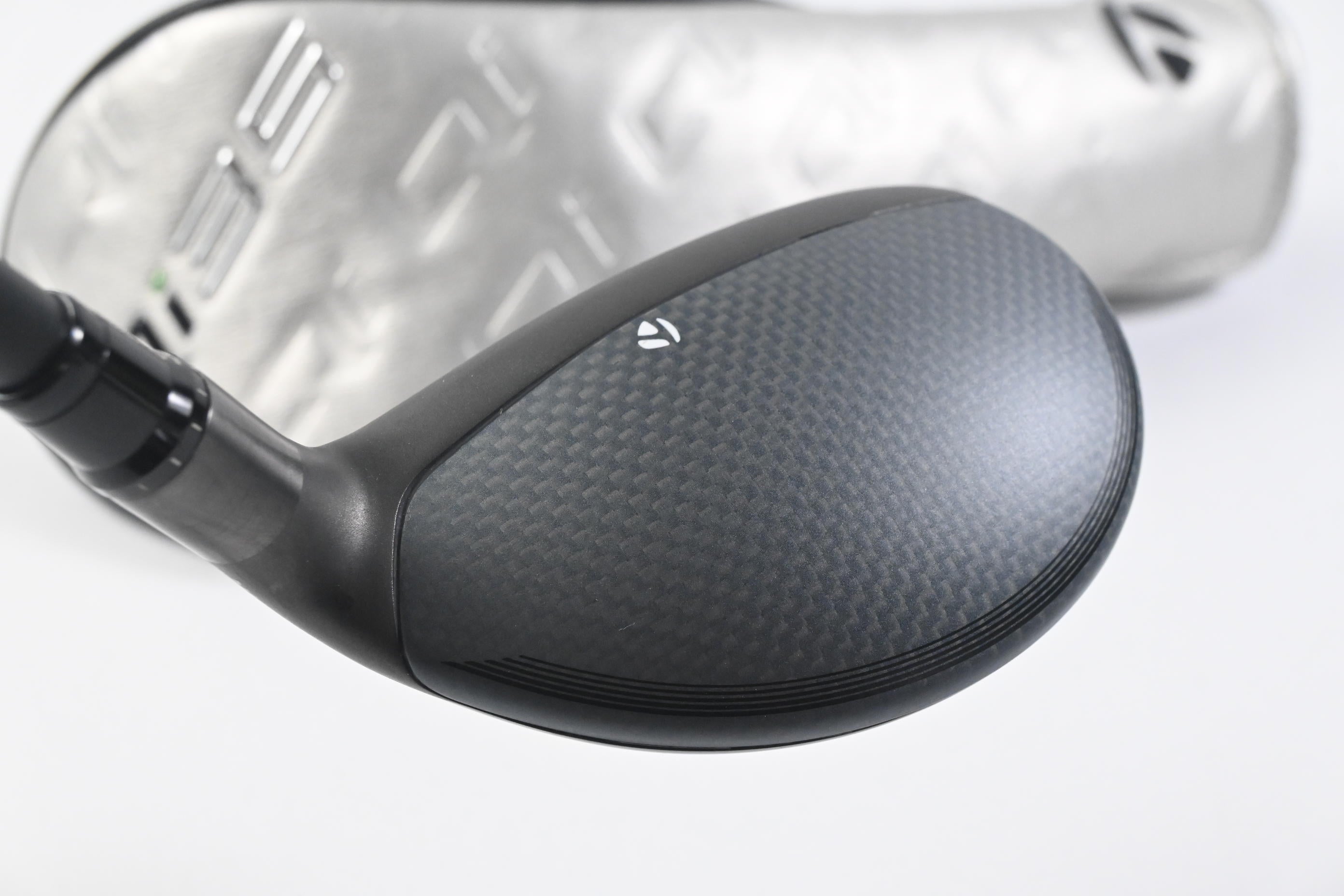 Taylormade Qi35 Max #4 Hybrid / 22 Degree / Stiff Flex Fujikura Ventus Blue 7