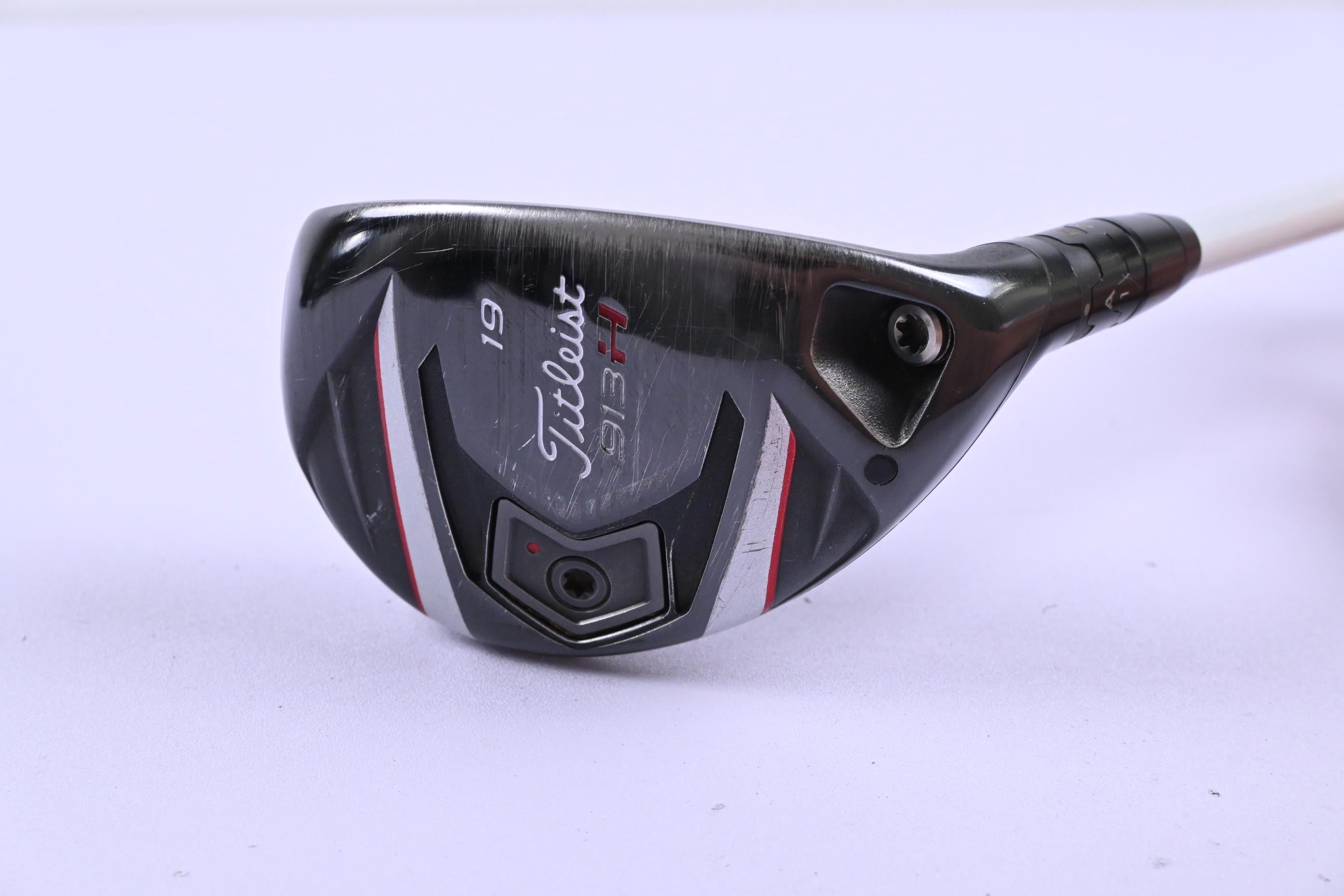 Titleist 913H #3 Hybrid / 19 Degree / Stiff Flex Aldila Rogue Silver 85 Shaft