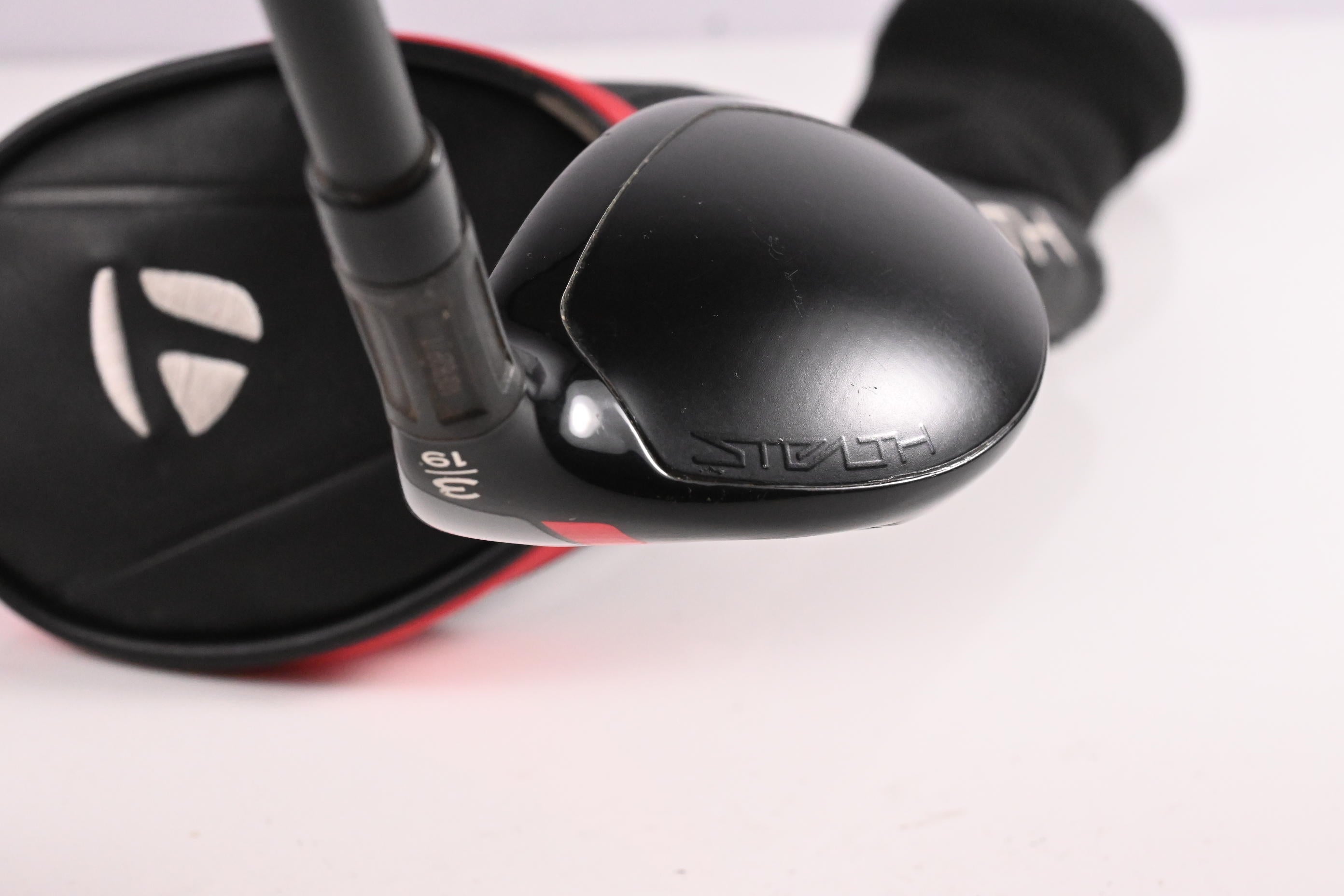 Taylormade Stealth #3 Hybrid / 19 Degree / Stiff Flex KBS PGI 80 Shaft