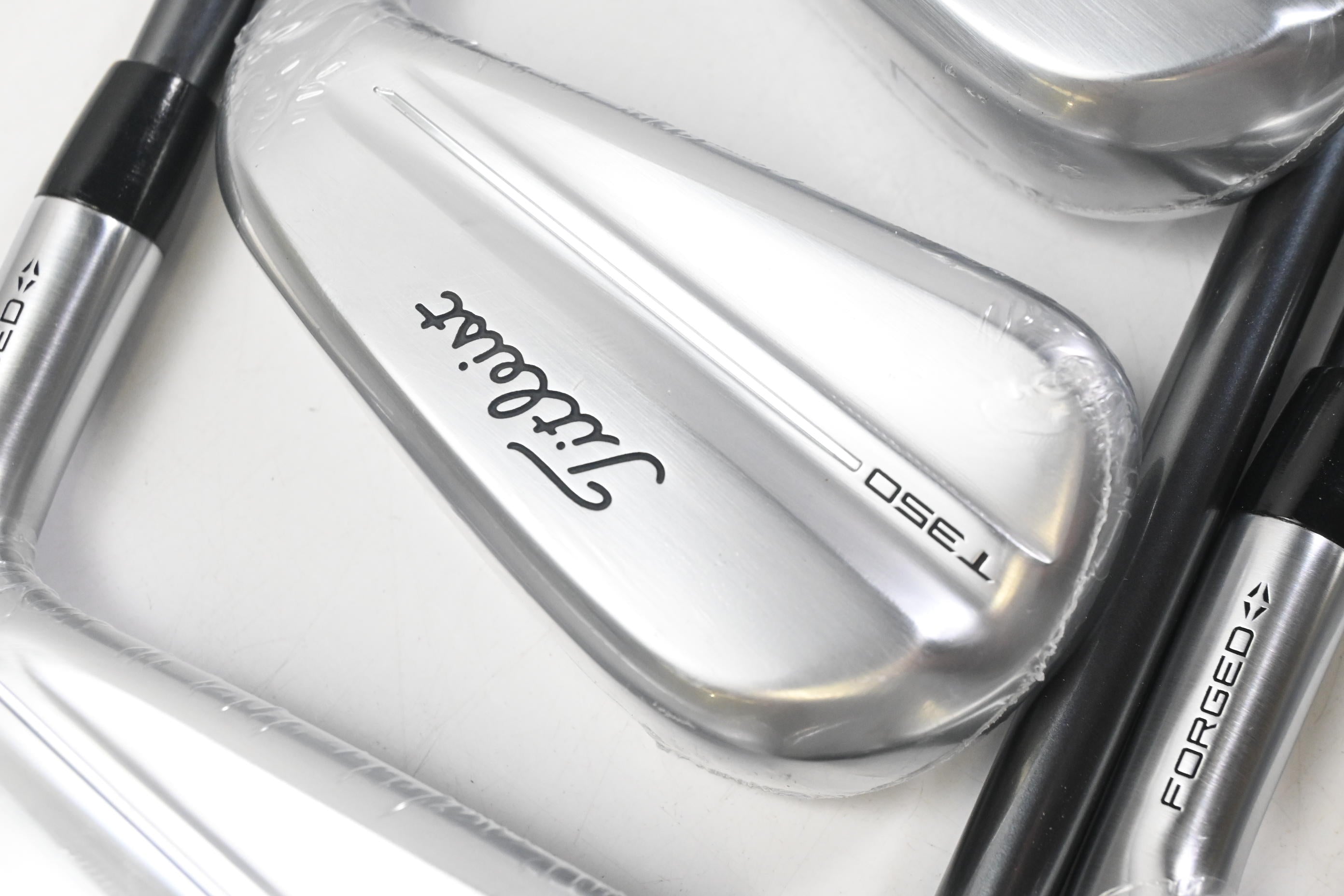 Titleist T350 2025 Irons / 5-PW+GW / Regular Flex MMT 65 Shafts