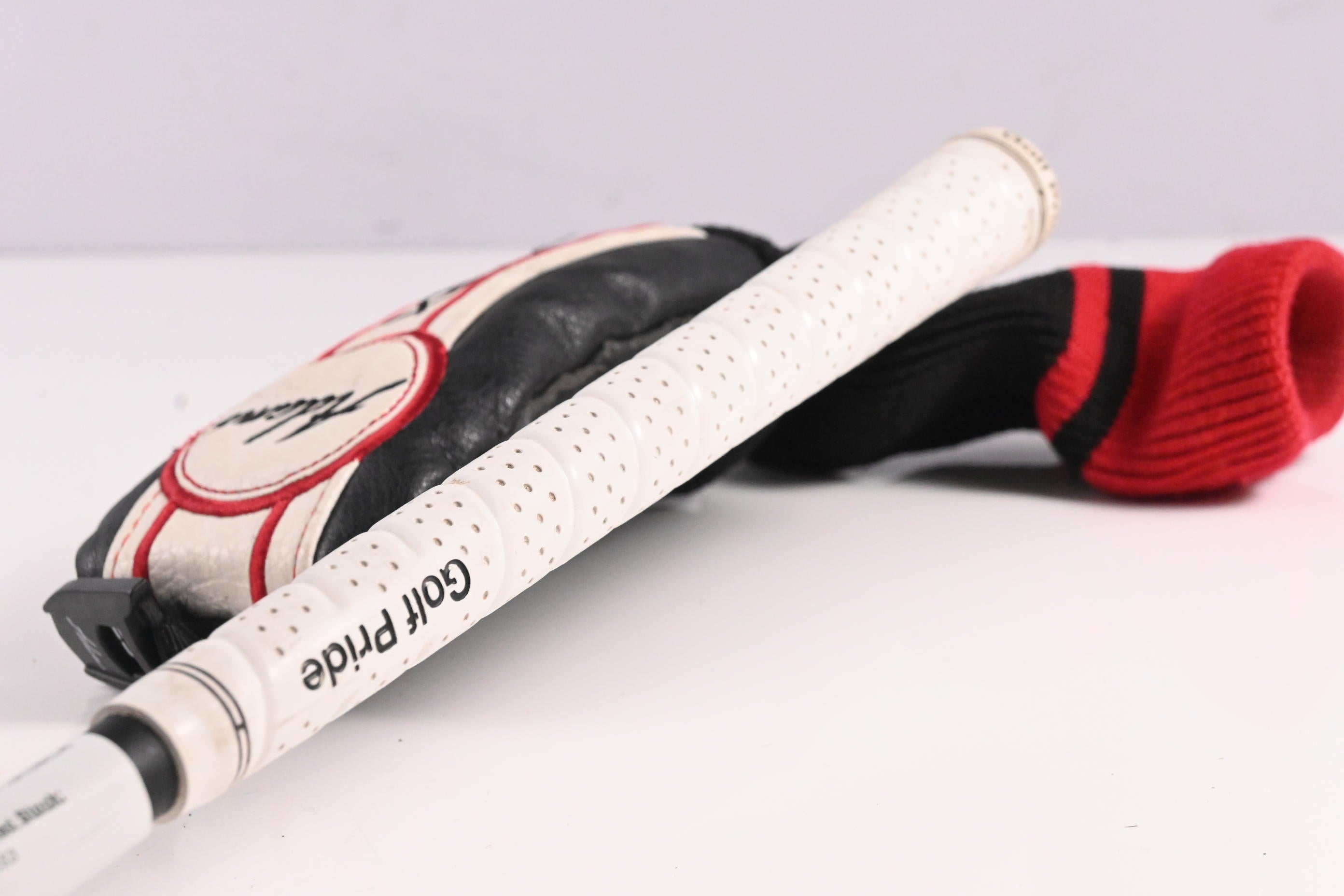 Adams Tight Lies 2021 #4 Hybrid / 21 Degree / Regular Flex Kuro Kage 65 Shaft