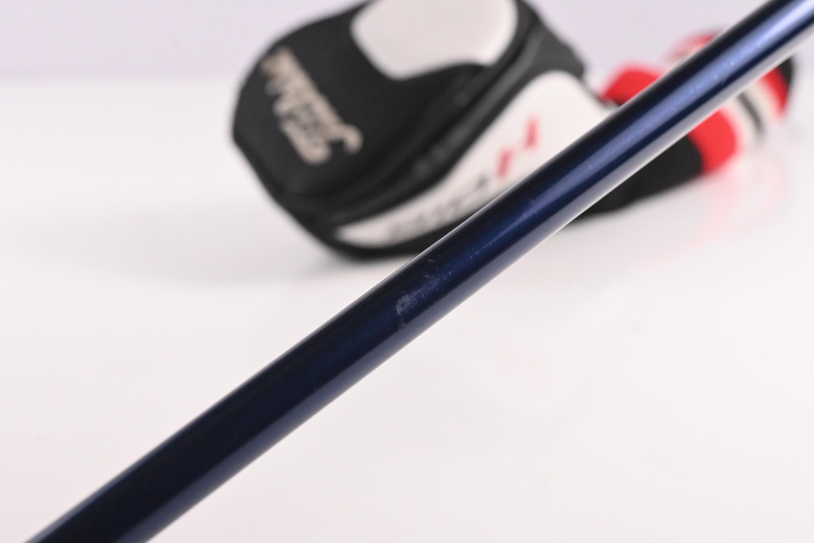 Titleist 910H #3 Hybrid / 21 Degree / Stiff Flex Diamana Kai'li Blue 80 Shaft