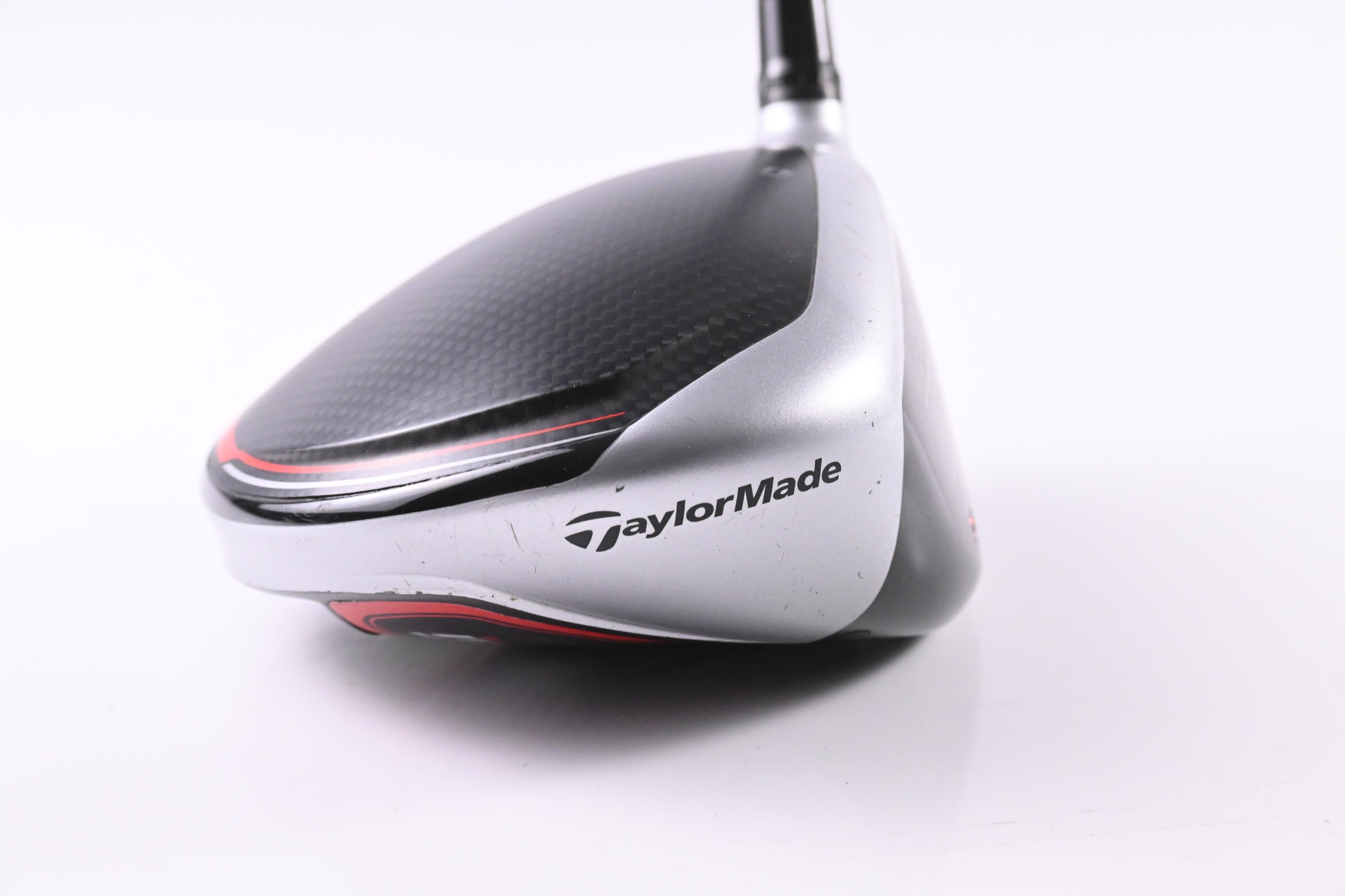 Taylormade M5 Tour Driver / 10.5 Degree / Regular Flex Fujirkura Atmos Red 5