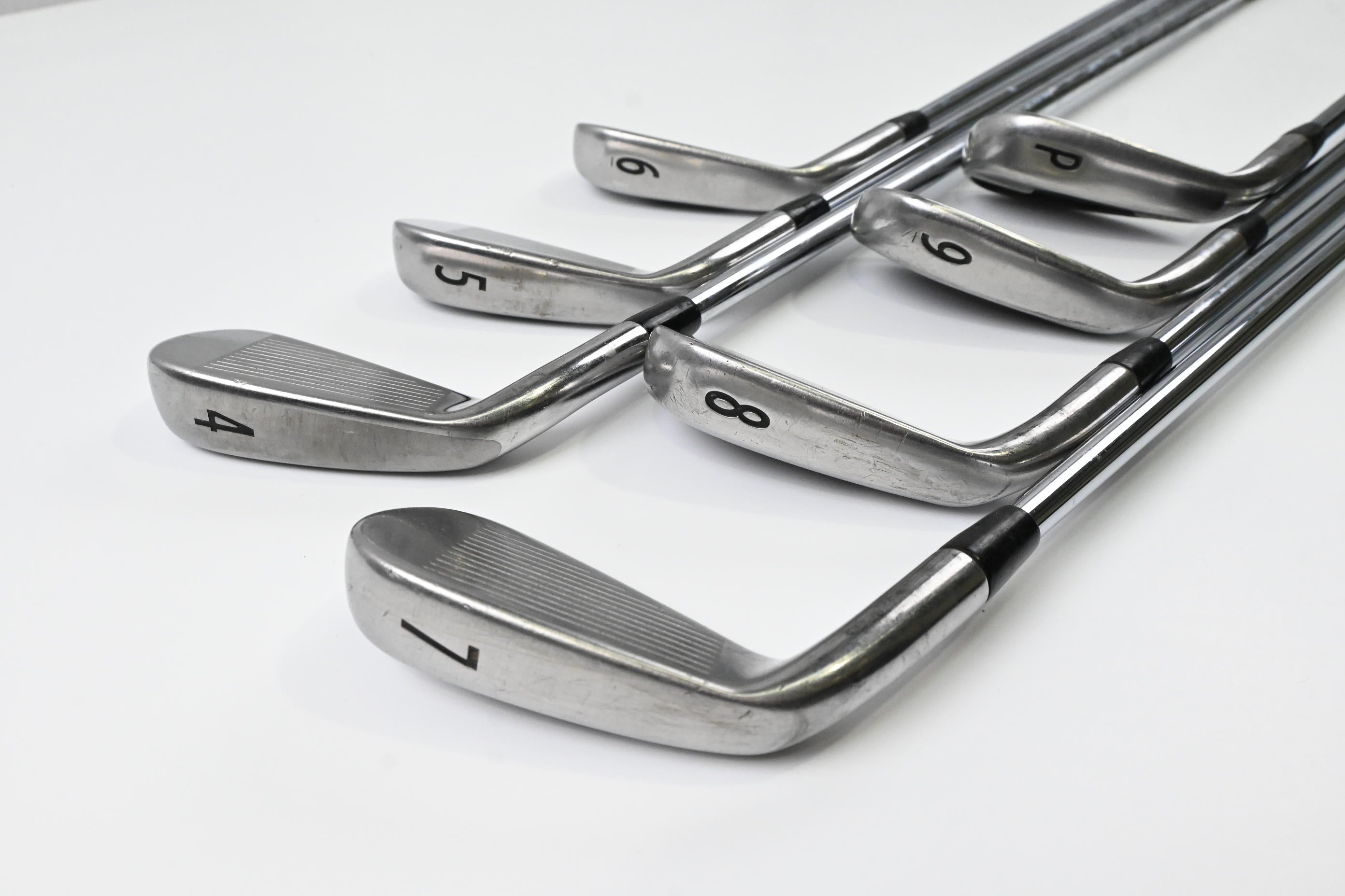 Titleist 712 AP1 Irons / 4-PW / Regular Flex Dynamic Gold R300