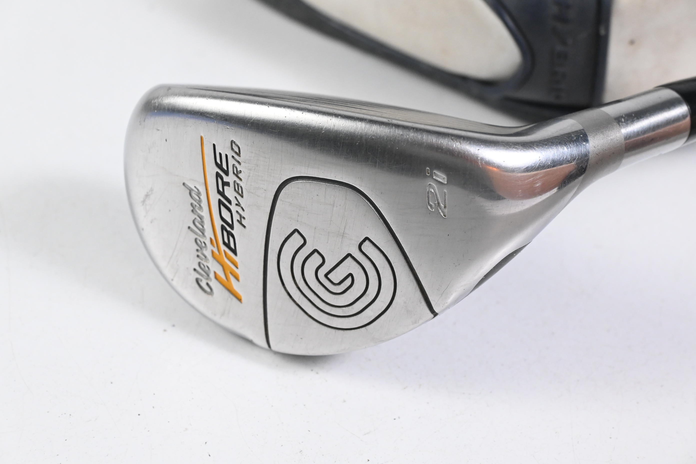 Cleveland HiBore #2 Hybrid / 19 Degree / Stiff Flex Cleveland 83 Shaft