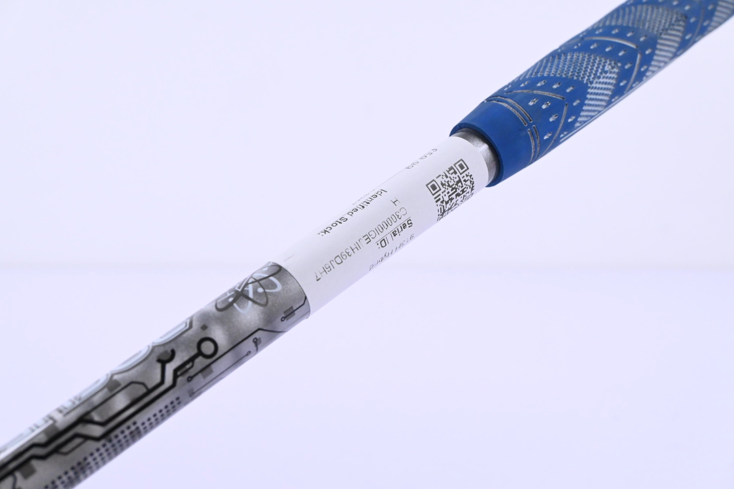 Titleist 913H #3 Hybrid / 19 Degree / Stiff Flex Aldila Rogue Silver 85 Shaft
