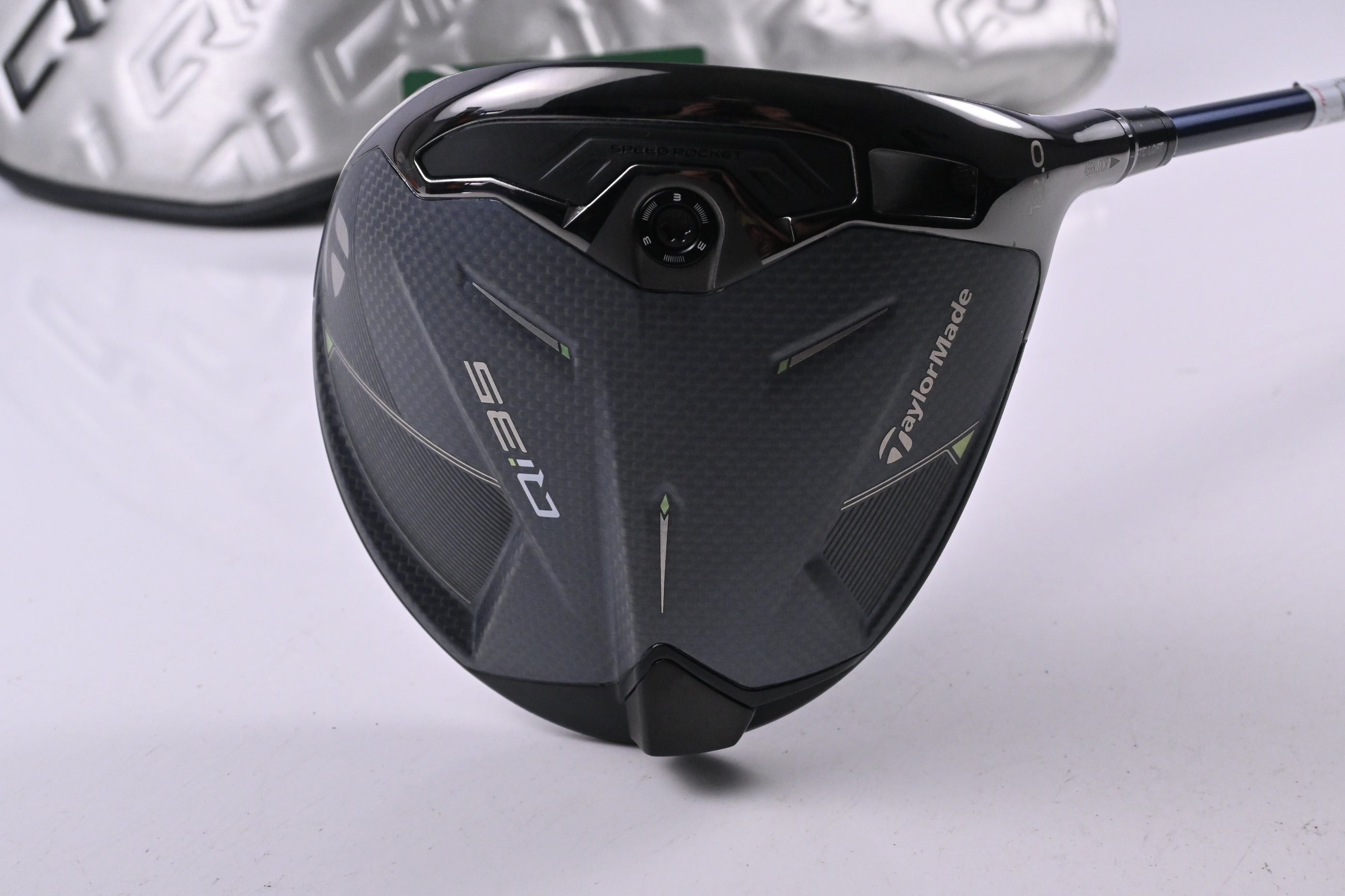 Taylormade Qi35 Driver / 12 Degree / Regular Flex Fujikura Airspeeder 50 Shaft