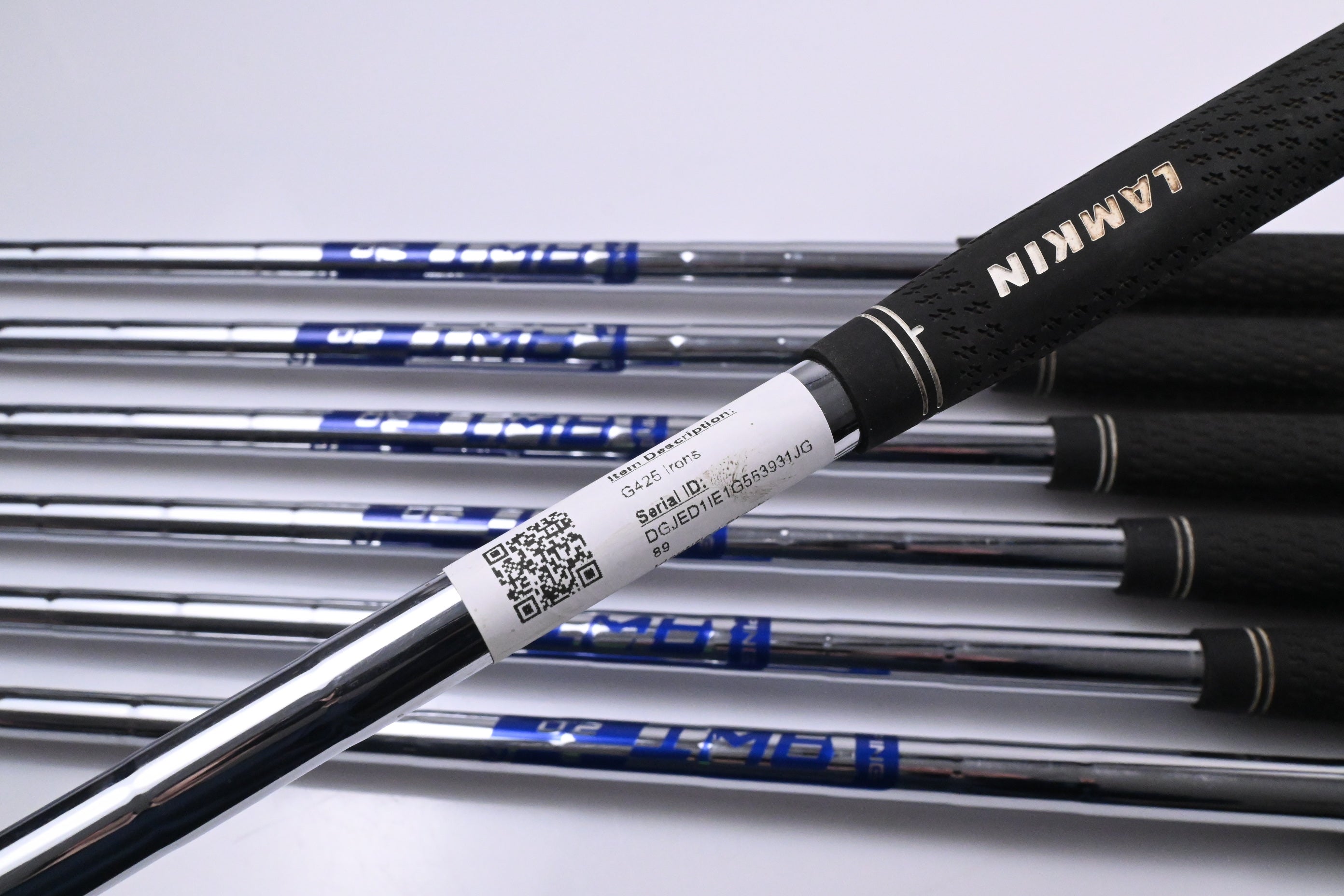 Ping G425 Irons / 5-PW+SW / White Dot / Regular Flex Ping AWT 2.0 Shafts