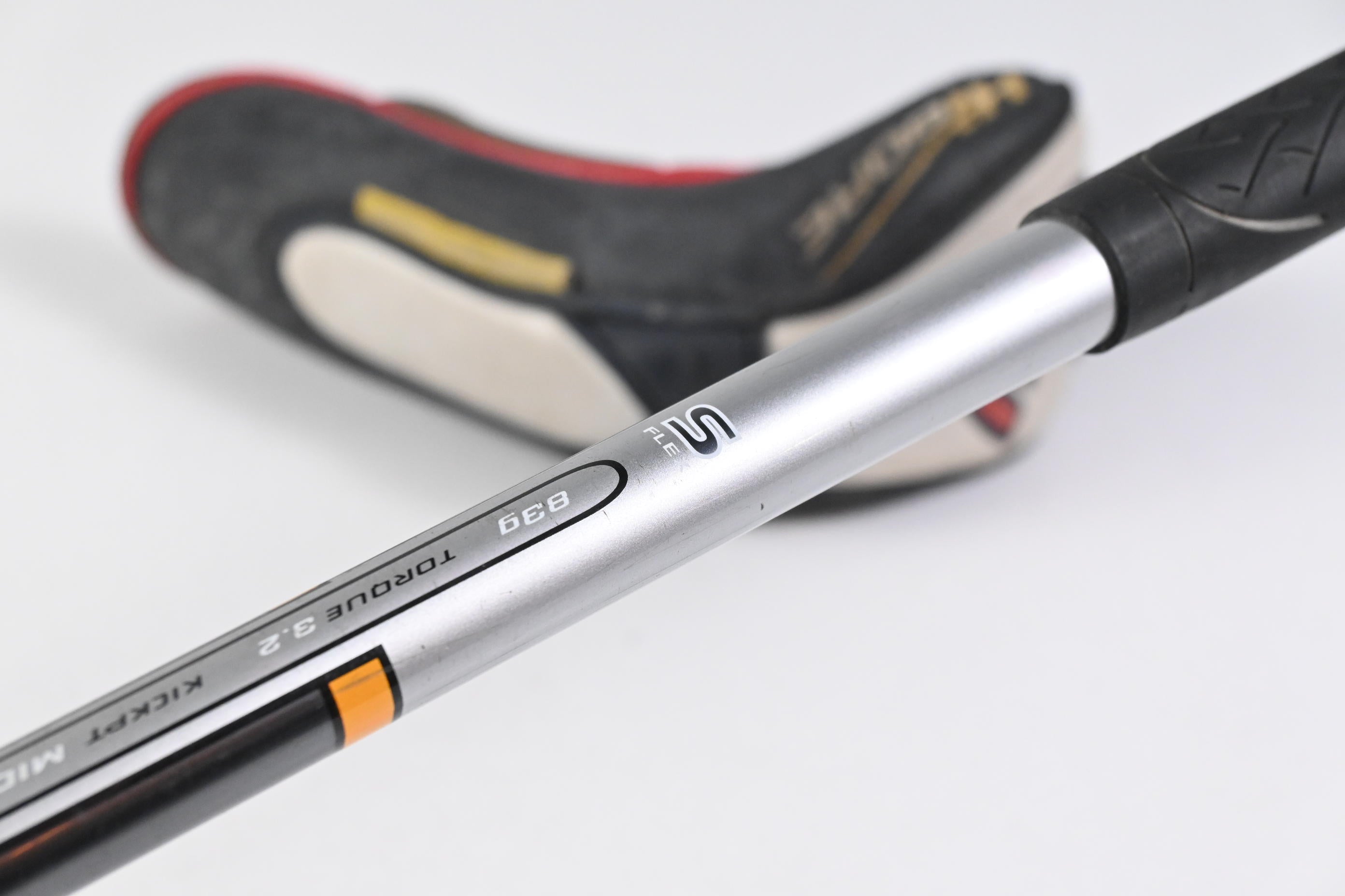 Cleveland HiBore #2 Hybrid / 19 Degree / Stiff Flex Cleveland 83 Shaft
