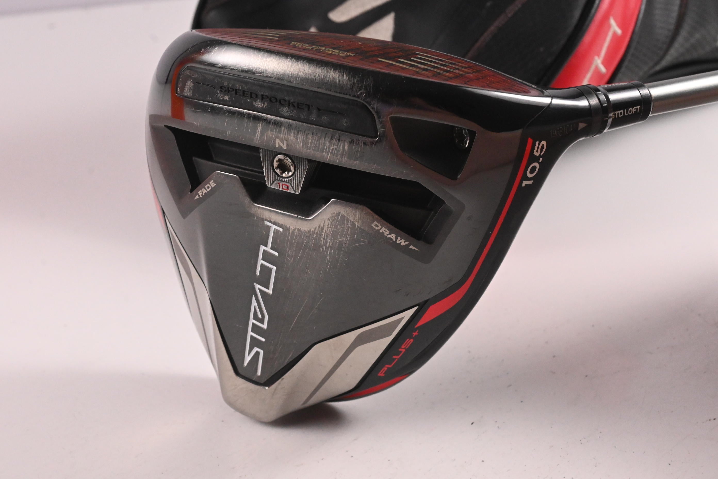 Taylormade Stealth Plus Driver / 10.5 Degree / Senior Flex UST Helium Shaft