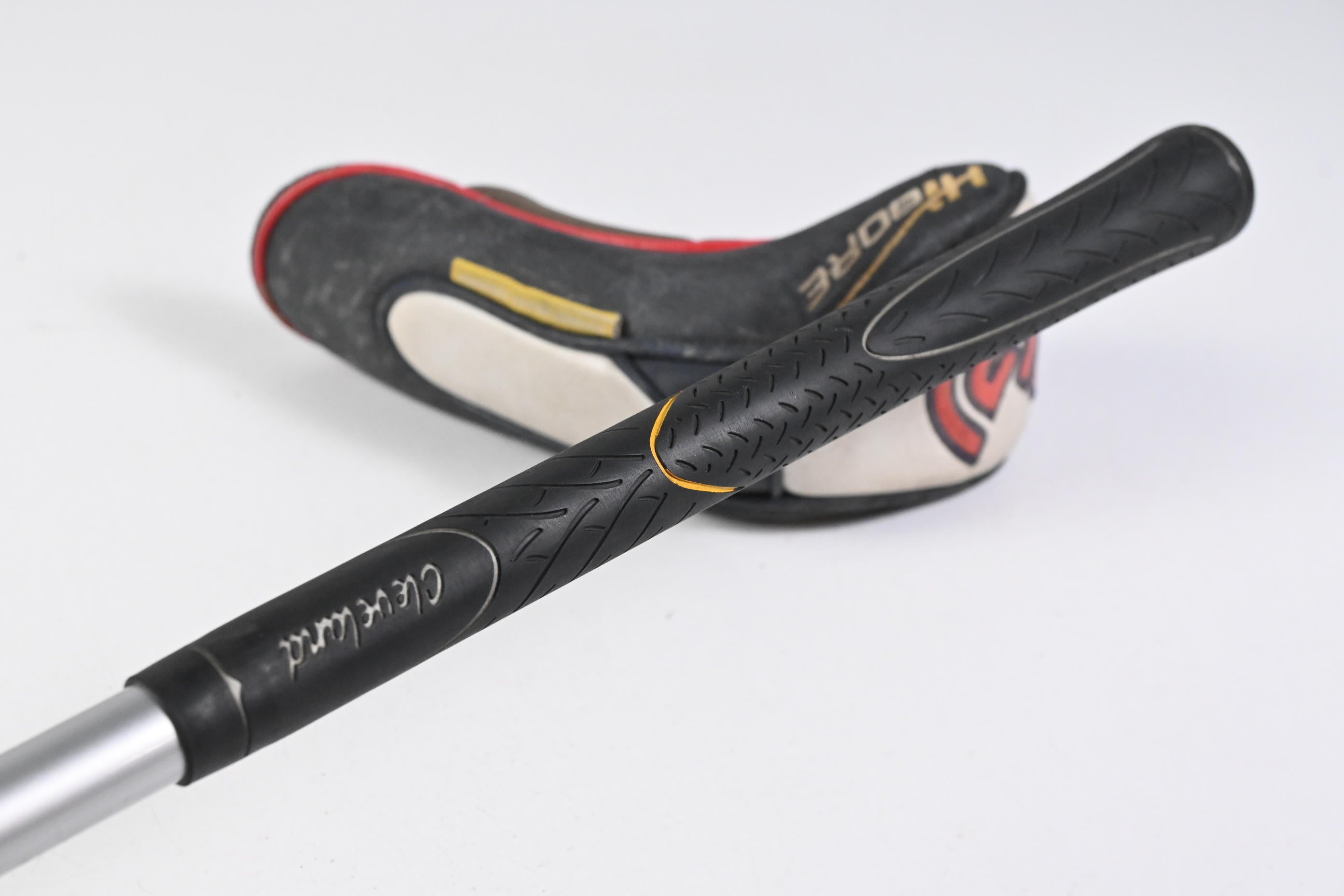 Cleveland HiBore #2 Hybrid / 19 Degree / Stiff Flex Cleveland 83 Shaft