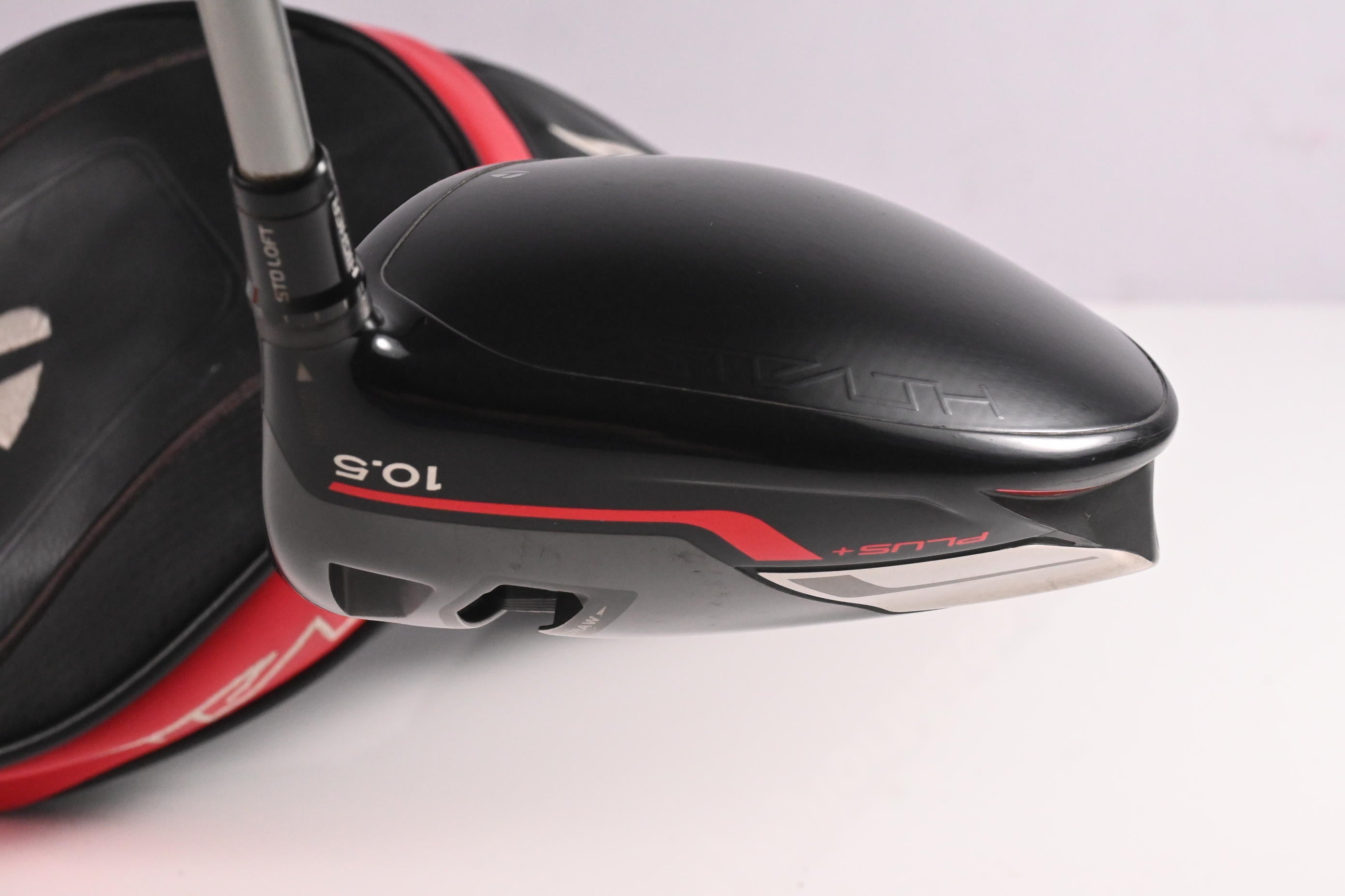 Taylormade Stealth Plus Driver / 10.5 Degree / Senior Flex UST Helium Shaft