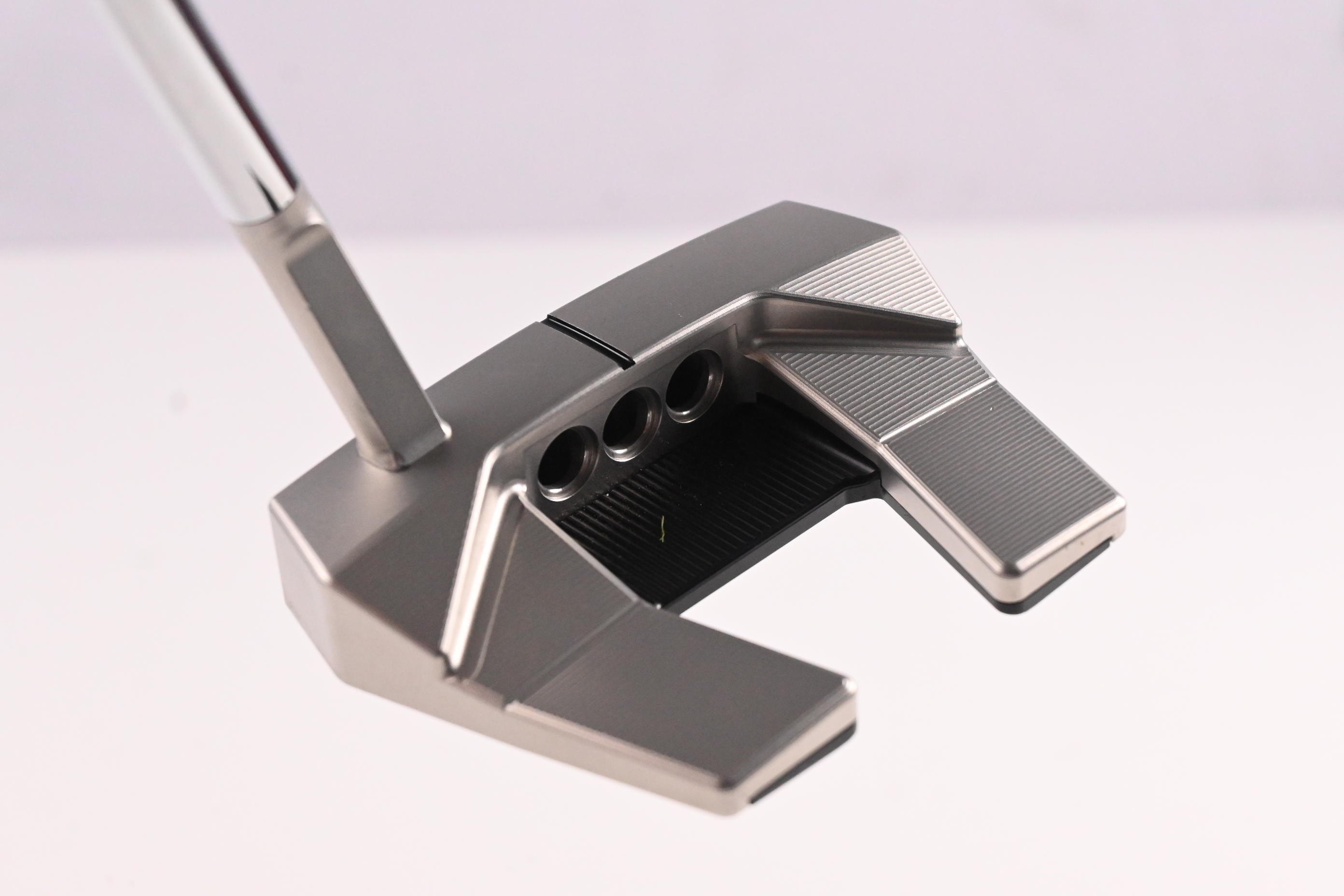 Scotty Cameron 2026 Phantom 5.5 Putter / 34 Inch