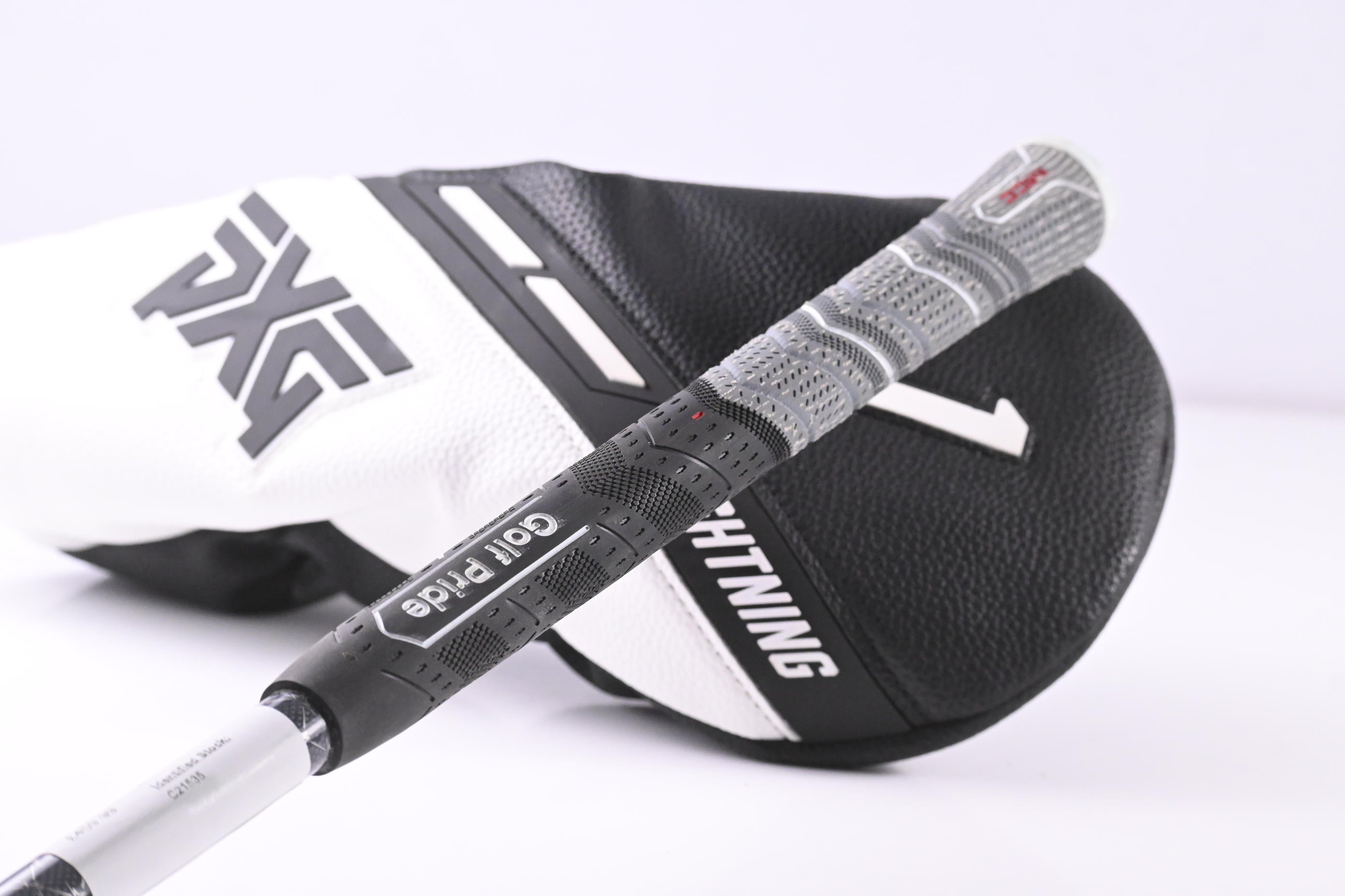 PXG Lightning Max 10K+ Driver / 10.5 Degree / Regular Flex Tensei AV Blue 55