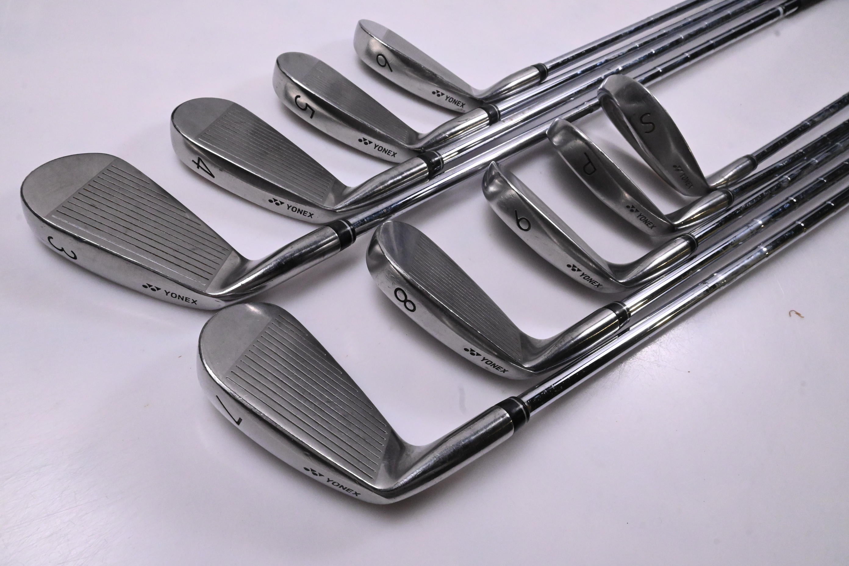 Yonex V-Mass 260 Irons / 3-PW+SW / Uniflex Yonex V-Mass Shafts
