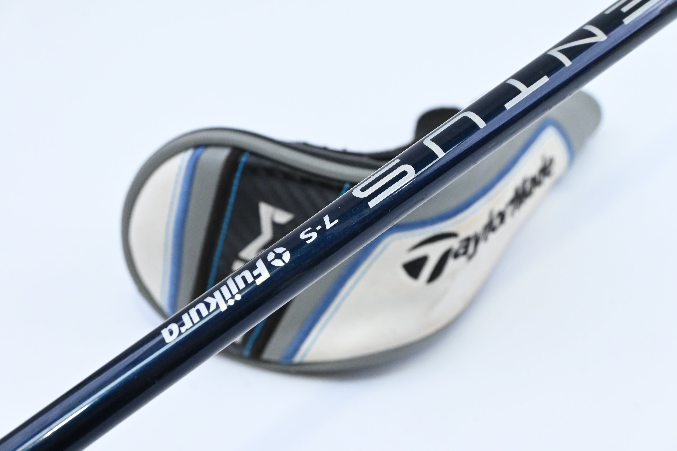 Taylormade SIM Max #3 Hybrid / 19 Degree / Stiff Flex Fujikura Ventus Blue 7