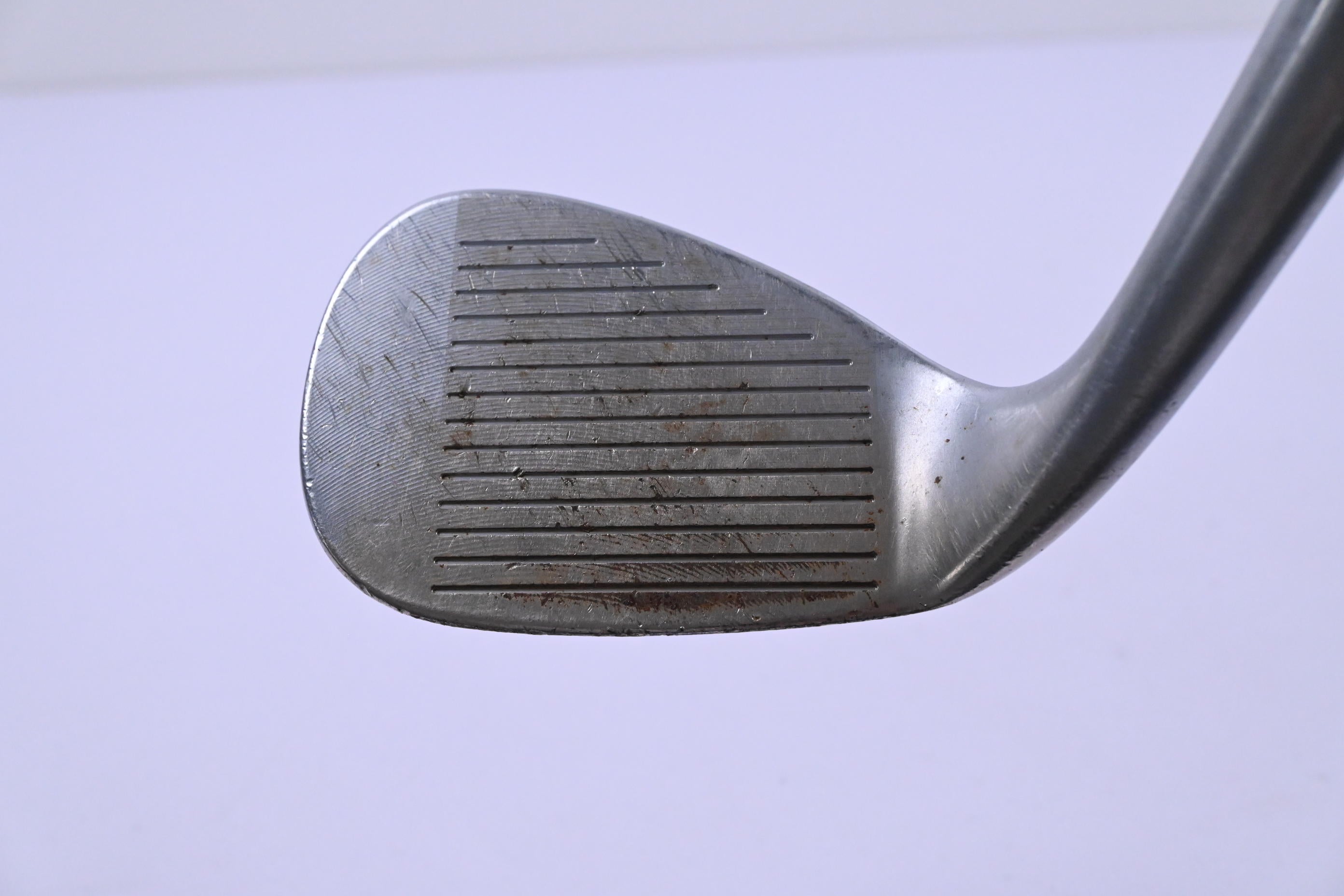 Cleveland 588 RTX Sand Wedge / 56 Degree / Wedge Flex Dynamic Gold Shaft
