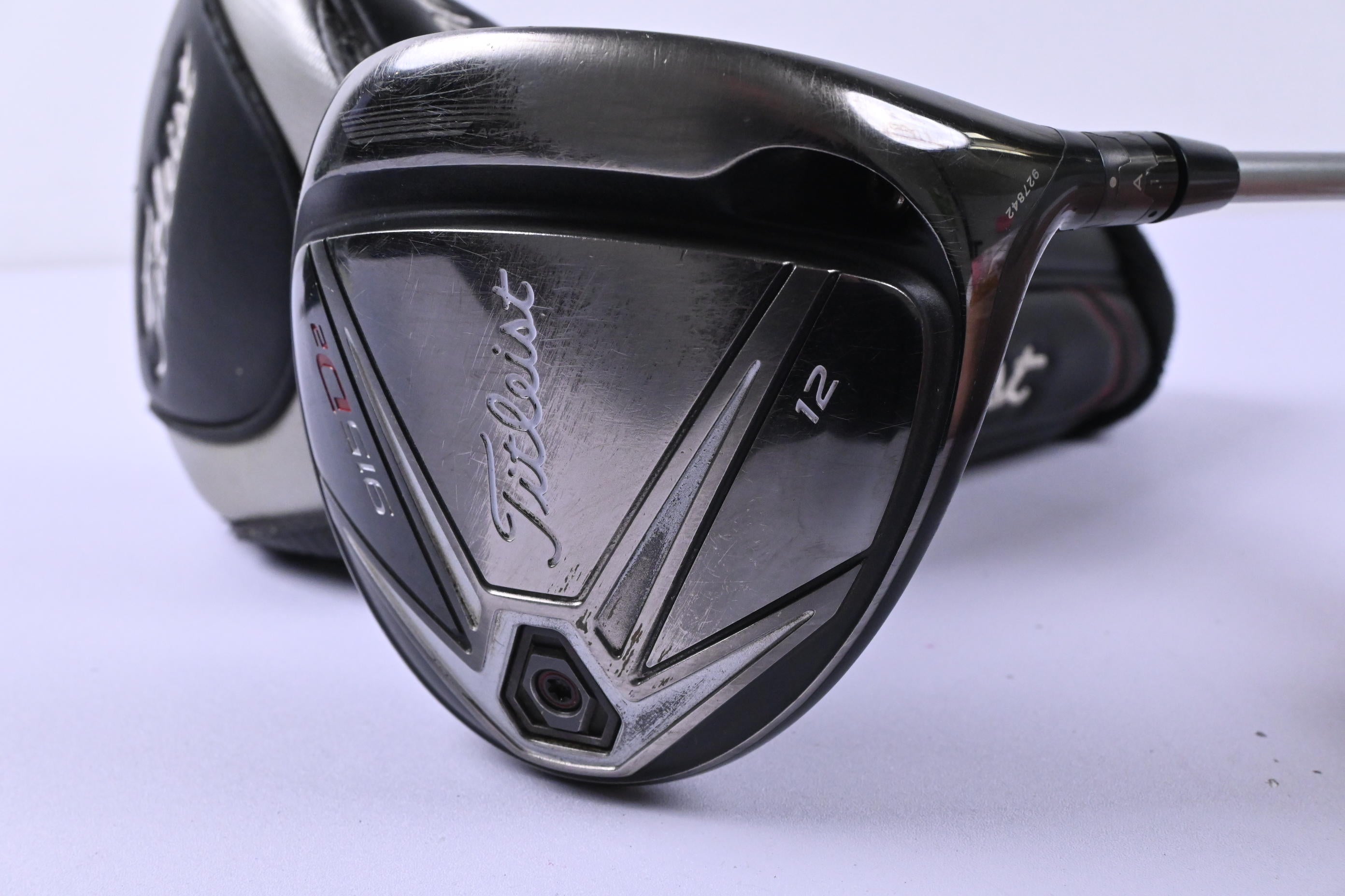 Titleist 915 D2 Driver / 12 Degree / Regular Flex Diamana M+ Red 50 Shaft