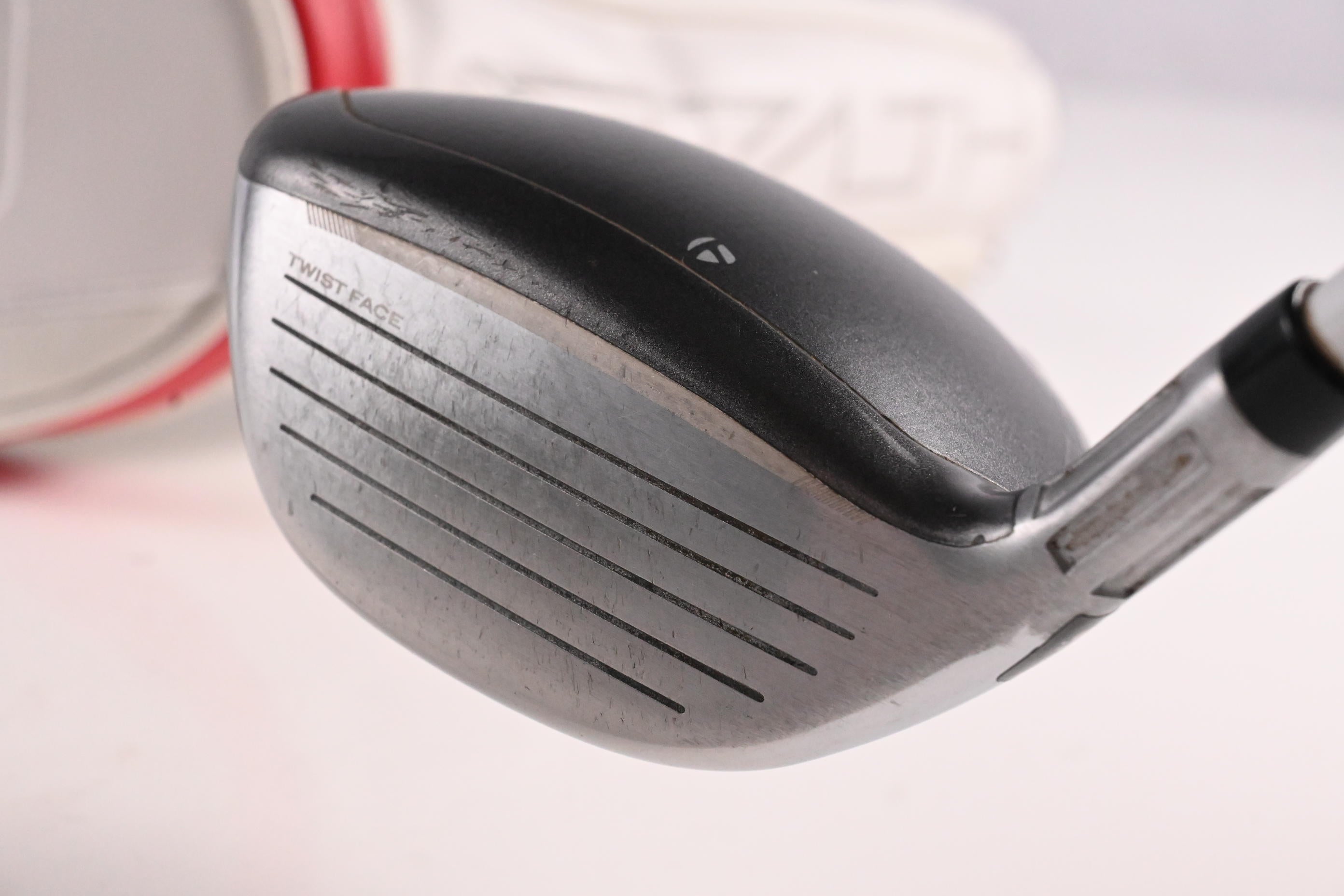 Ladies Taylormade Stealth #5 Wood / 19 Degree / Ladies Flex Aldila Ascent 45