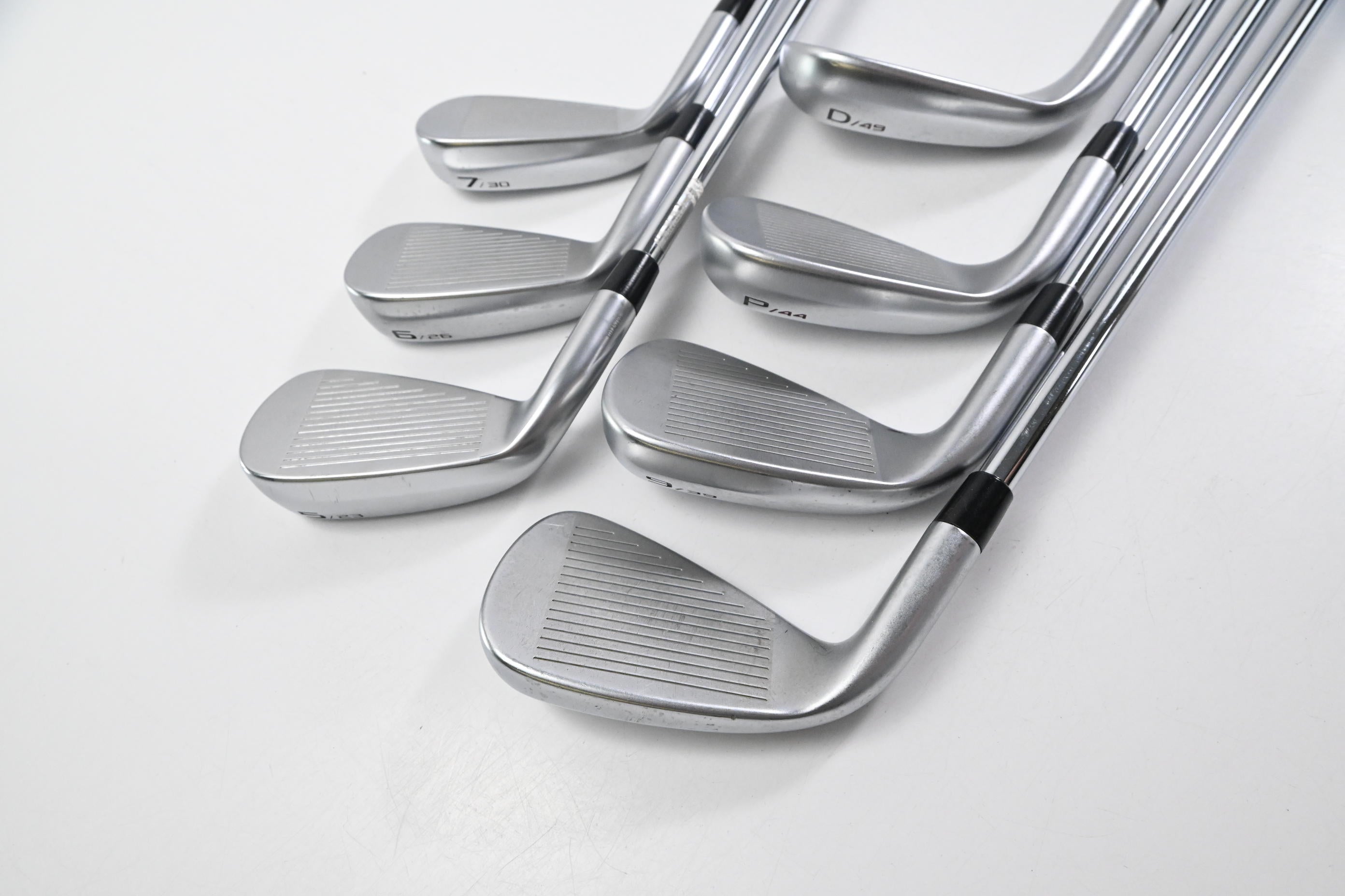 Cleveland Launcher UHX Irons / 5-PW+GW / Regular Flex Dynamic Gold DST 98 Shafts