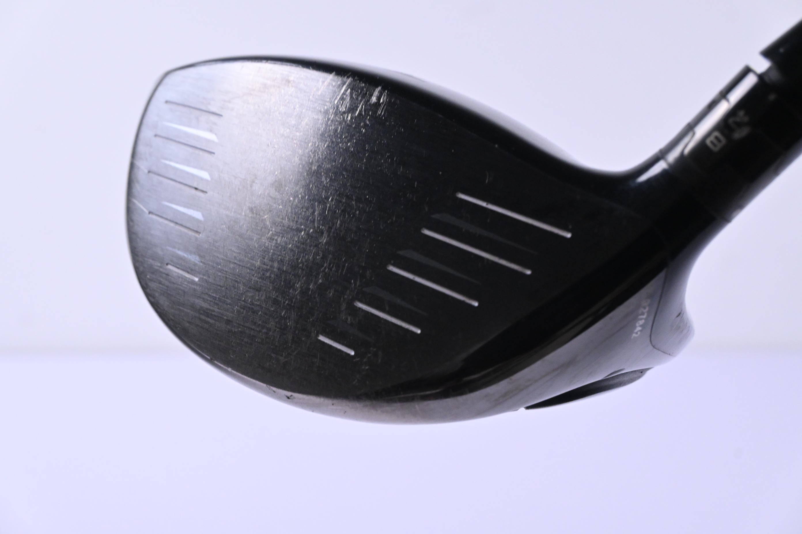Titleist 915 D2 Driver / 12 Degree / Regular Flex Diamana M+ Red 50 Shaft