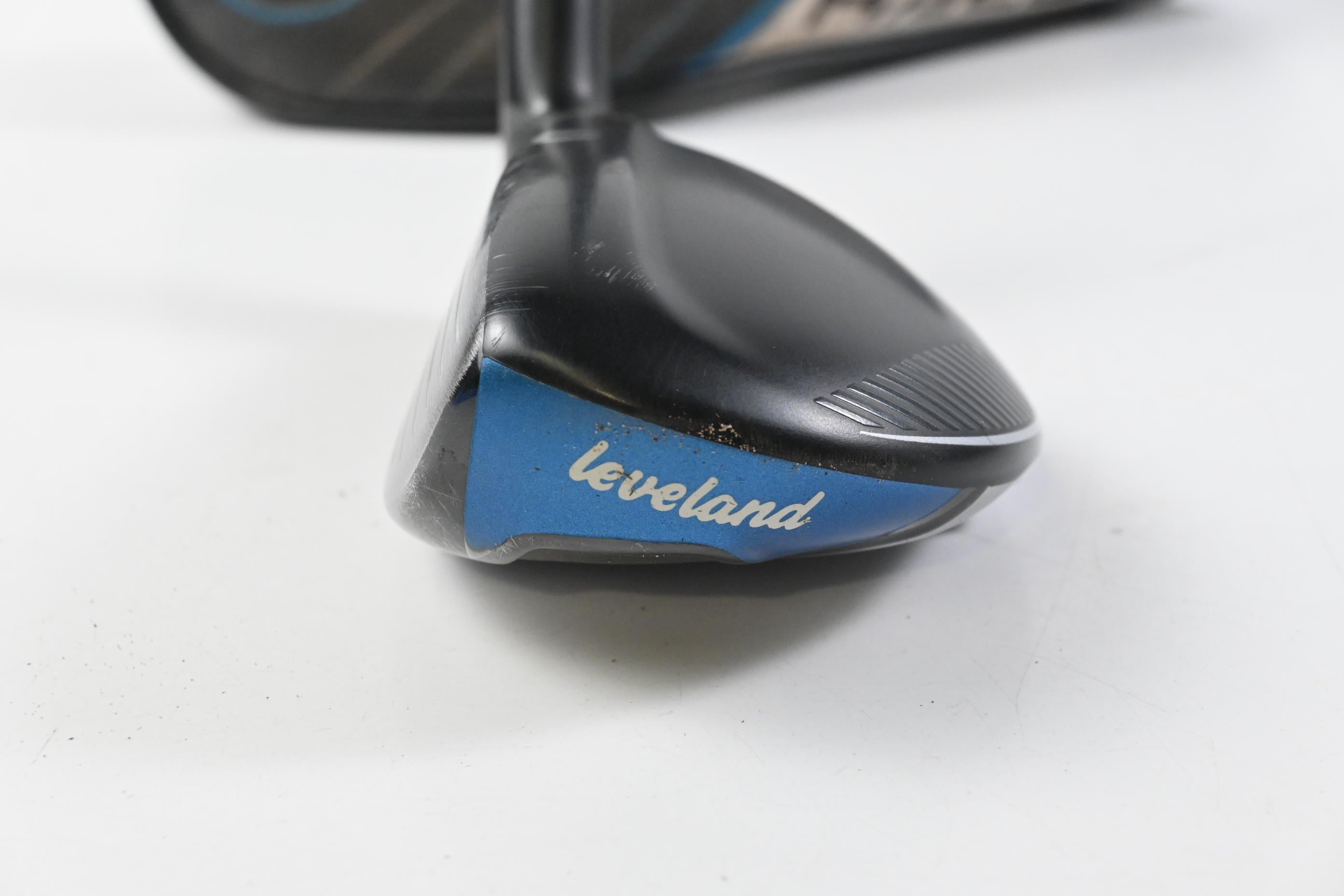 Left Hand Cleveland Launcher XL Halo #4 Hybrid / 21 Degree / Regular Flex Cypher