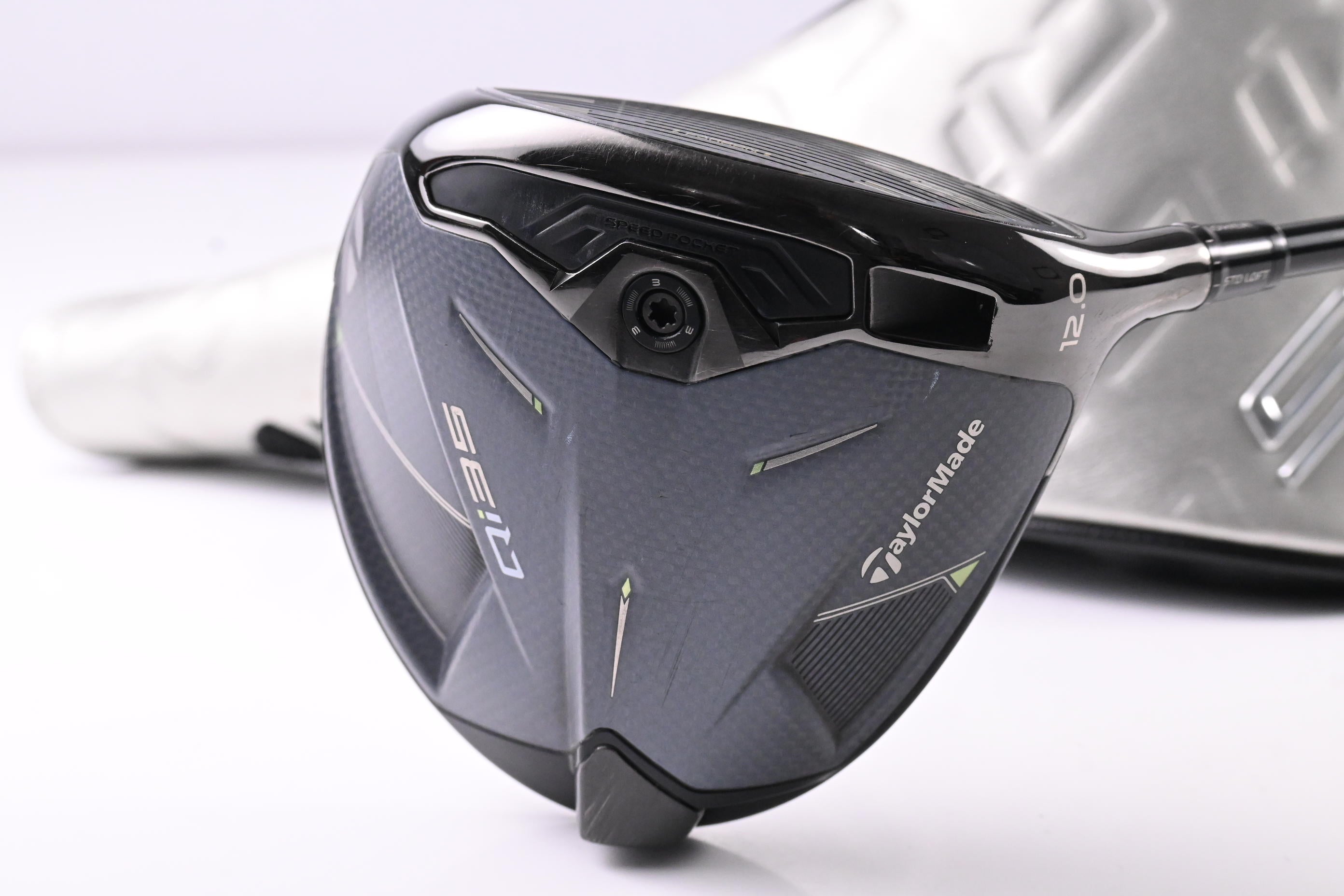 Taylormade Qi35 Driver / 12 Degree / X-Flex HZRDUS Black 60 Shaft