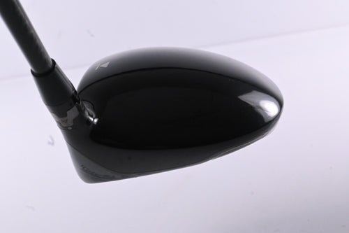 Titleist 913 D2 Driver / 9.5 Degree / Stiff Flex Aldila Phenom RIP 70 Shaft