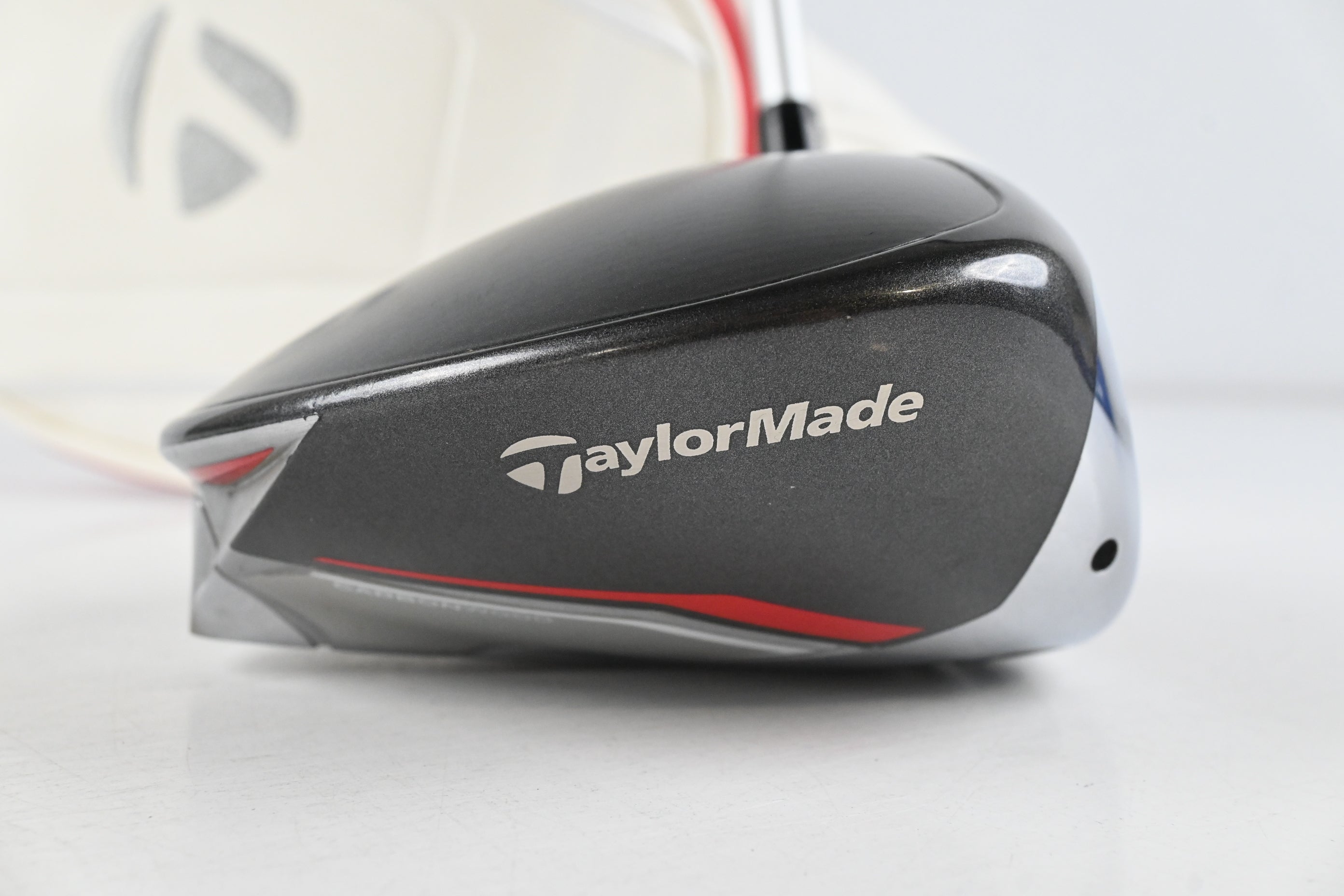 Ladies Taylormade Stealth Driver / 12 Degree / Ladies Flex Aldila Ascent 45