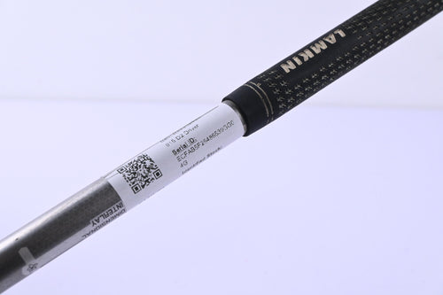 Titleist 915 D2 Driver / 12 Degree / Regular Flex Diamana M+ Red 50 Shaft