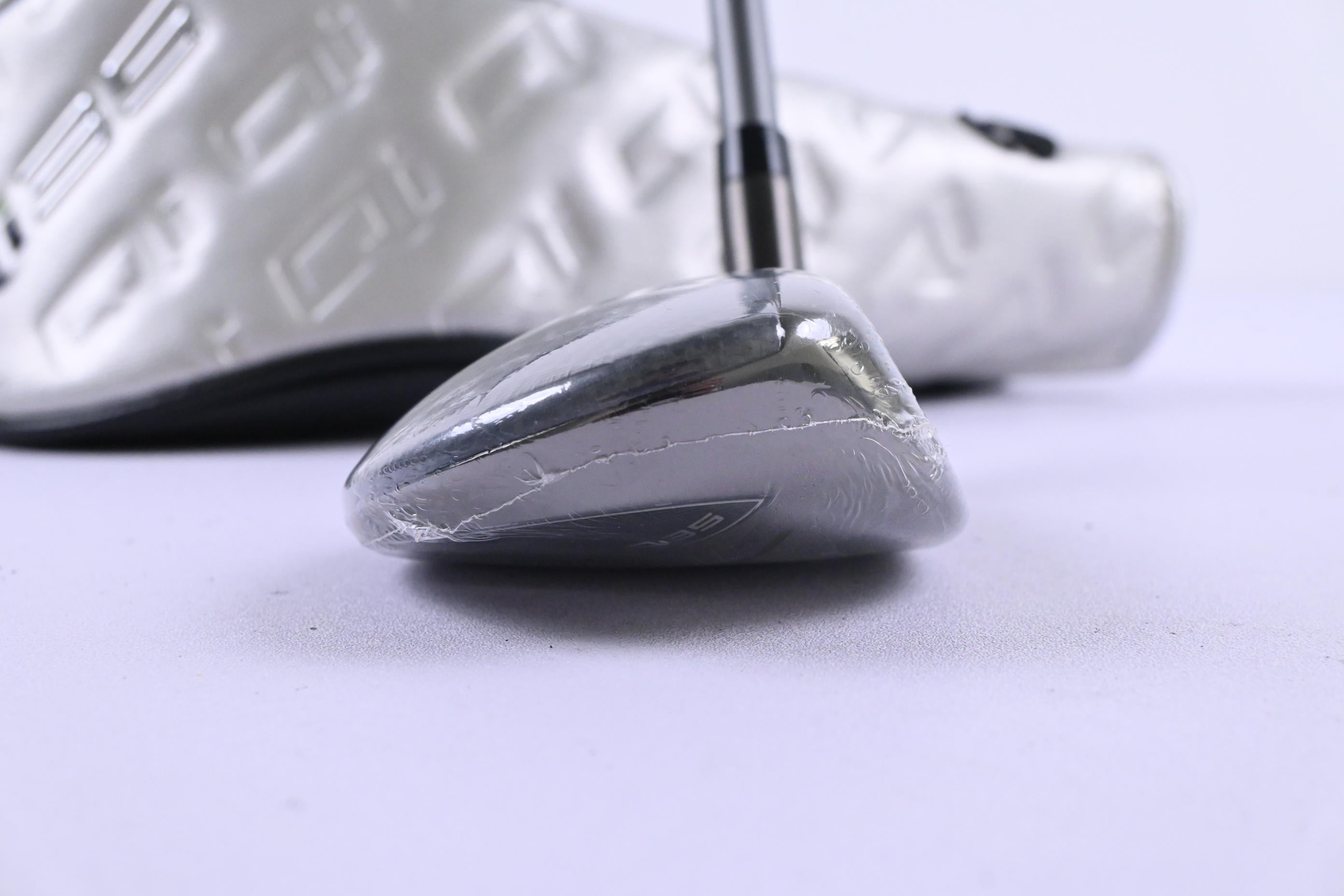 Taylormade Qi35 Max #5 Hybrid / 27 Degree / Regular Flex Fujikura Airspeeder 50