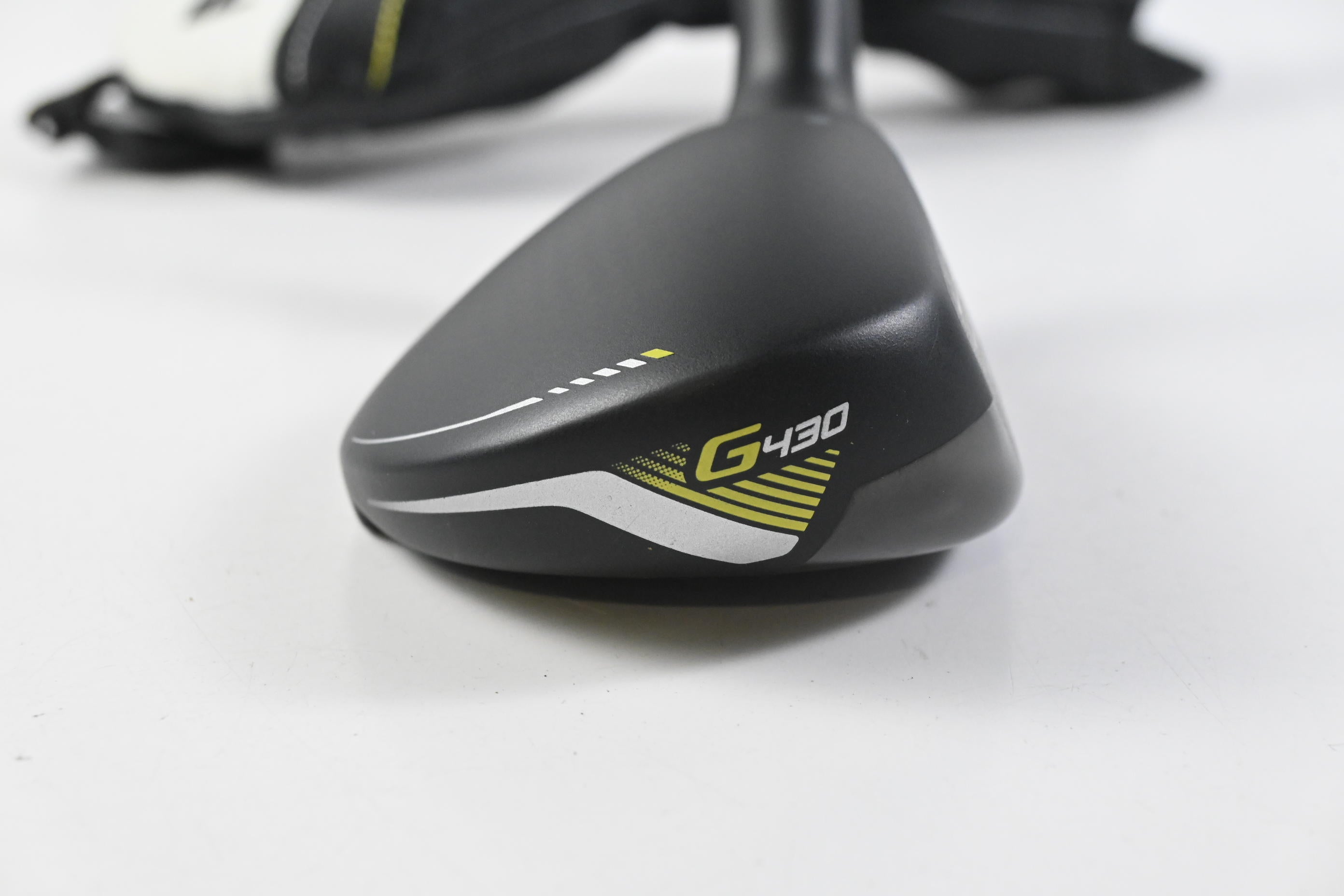 Ping G430 #4 Hybrid / 22 Degree / Regular Flex Ping Alta CB Black 70 Shaft