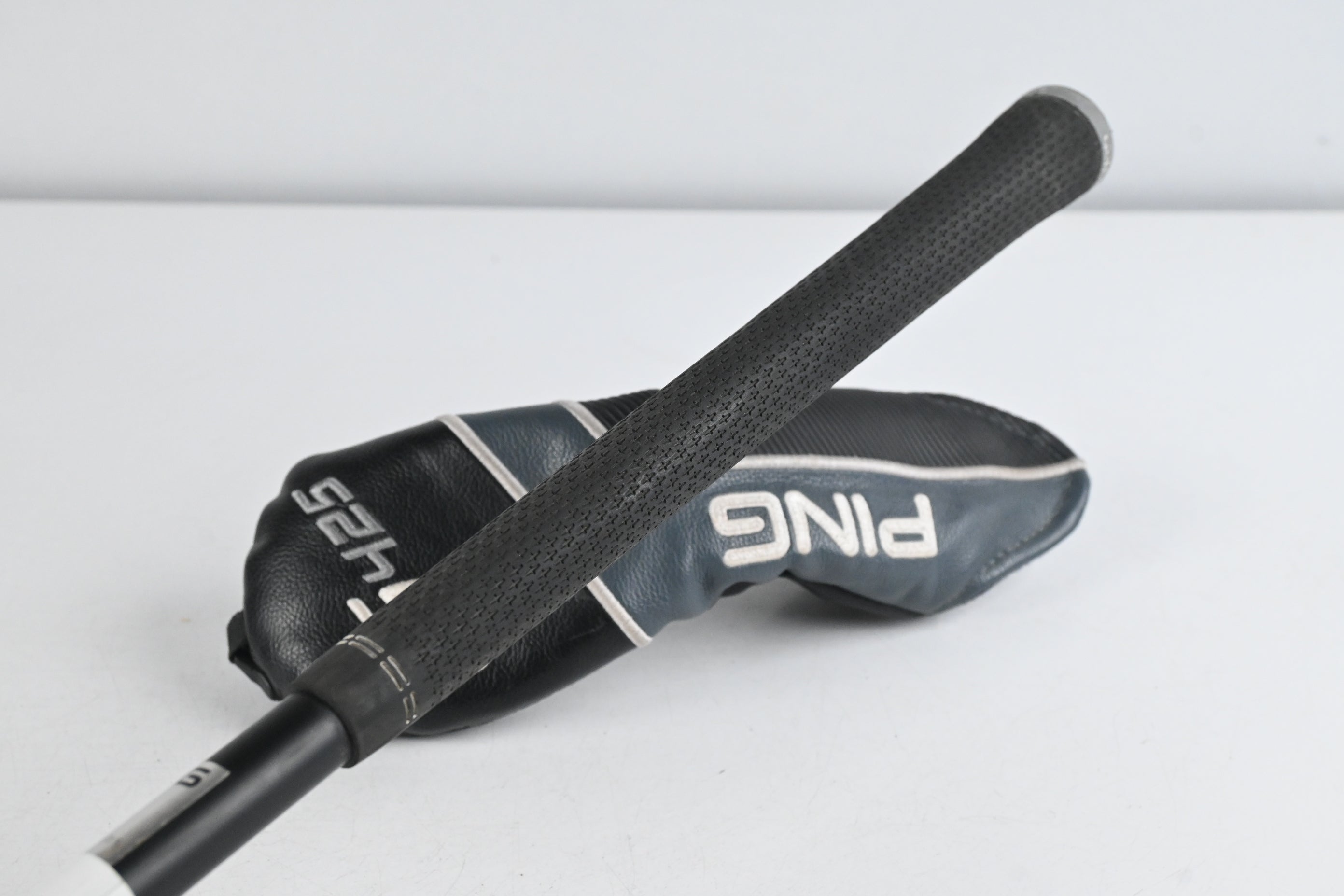 Ping G425 #4 Hybrid / 22 Degree / Regular Flex Ping Alta CB Slate 70 Shaft