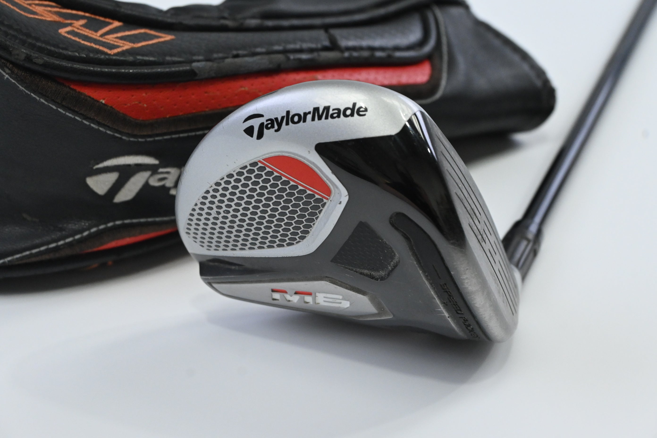 Taylormade M6 #5 Wood / 18 Degree / Stiff Flex Fujikura Atmos Orange 6 Shaft