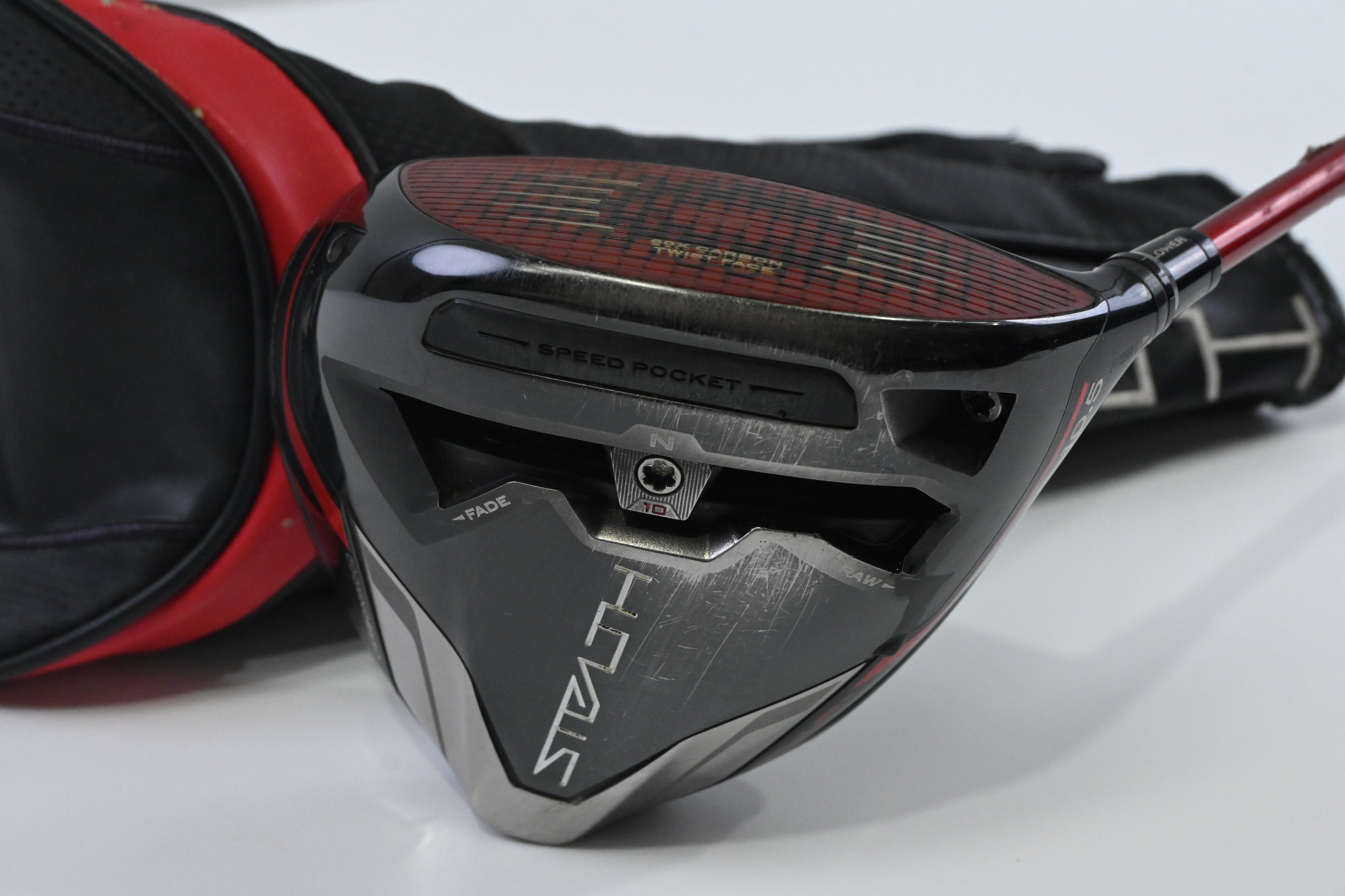 Taylormade Stealth Plus Driver / 10.5 Degree / Stiff Flex Fujikura Speeder NX 60