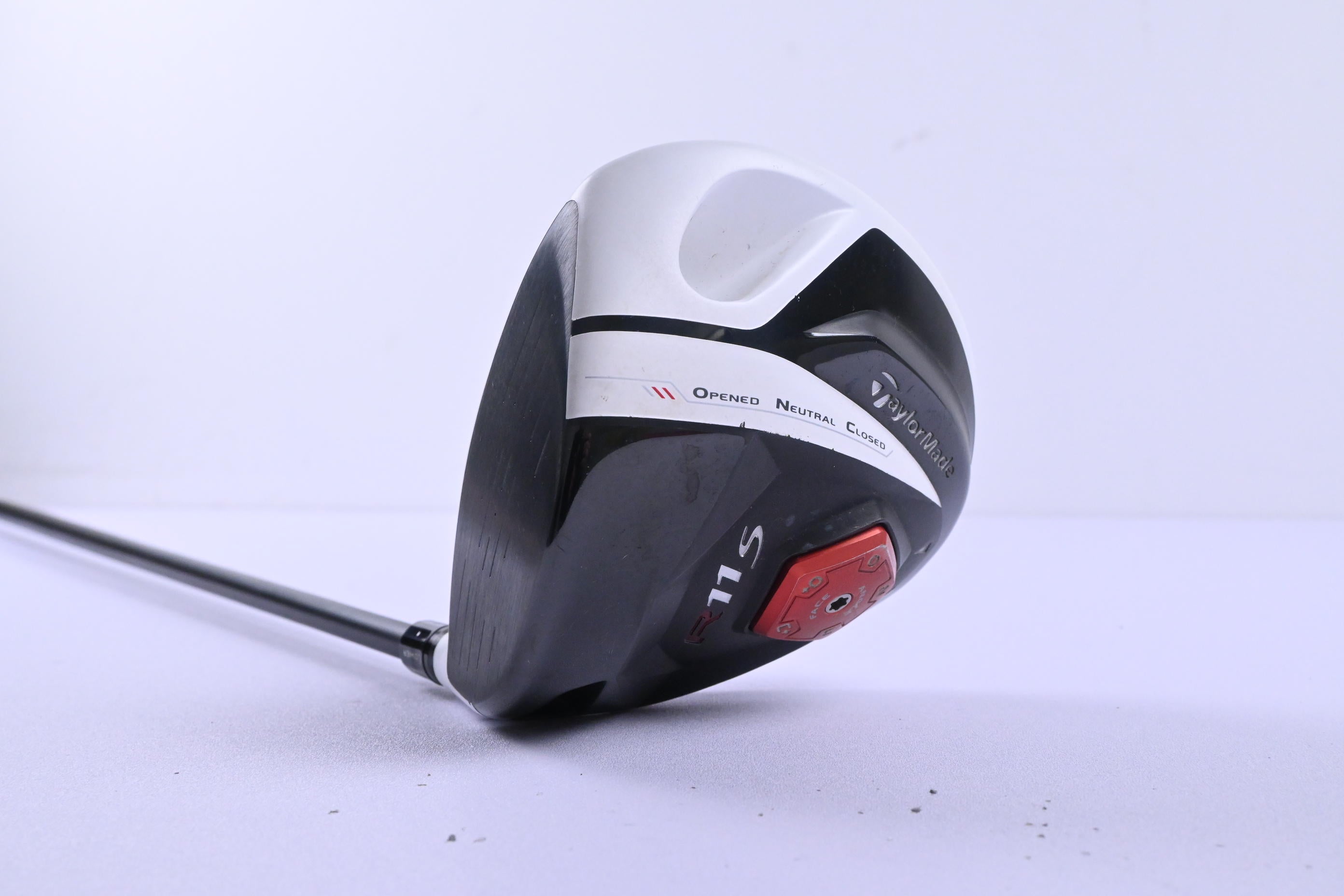 Left Hand Taylormade R11S Driver / 10.5 Degree / Regular Flex R.I.P Phenom 60